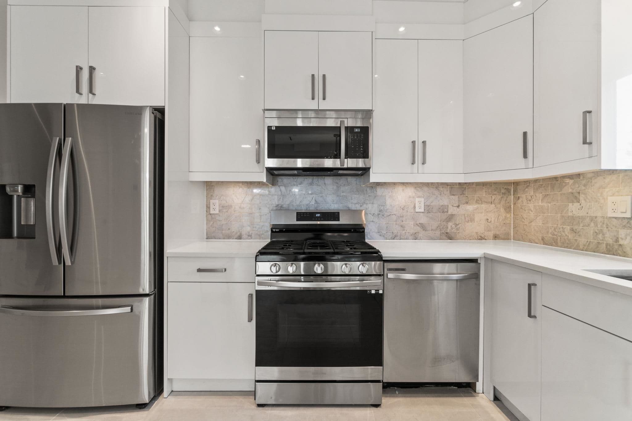 Property photo e713be03-b103-4571-ac62-633824b2b468