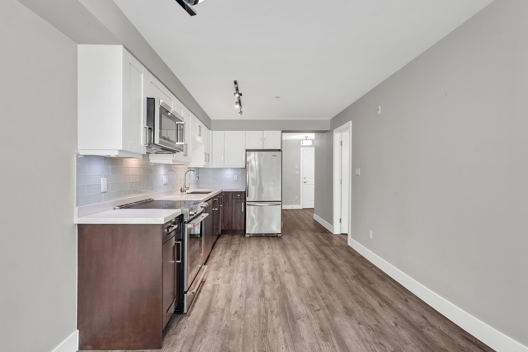 Property photo e8cb8259-d1e3-498f-83da-28f10348af99