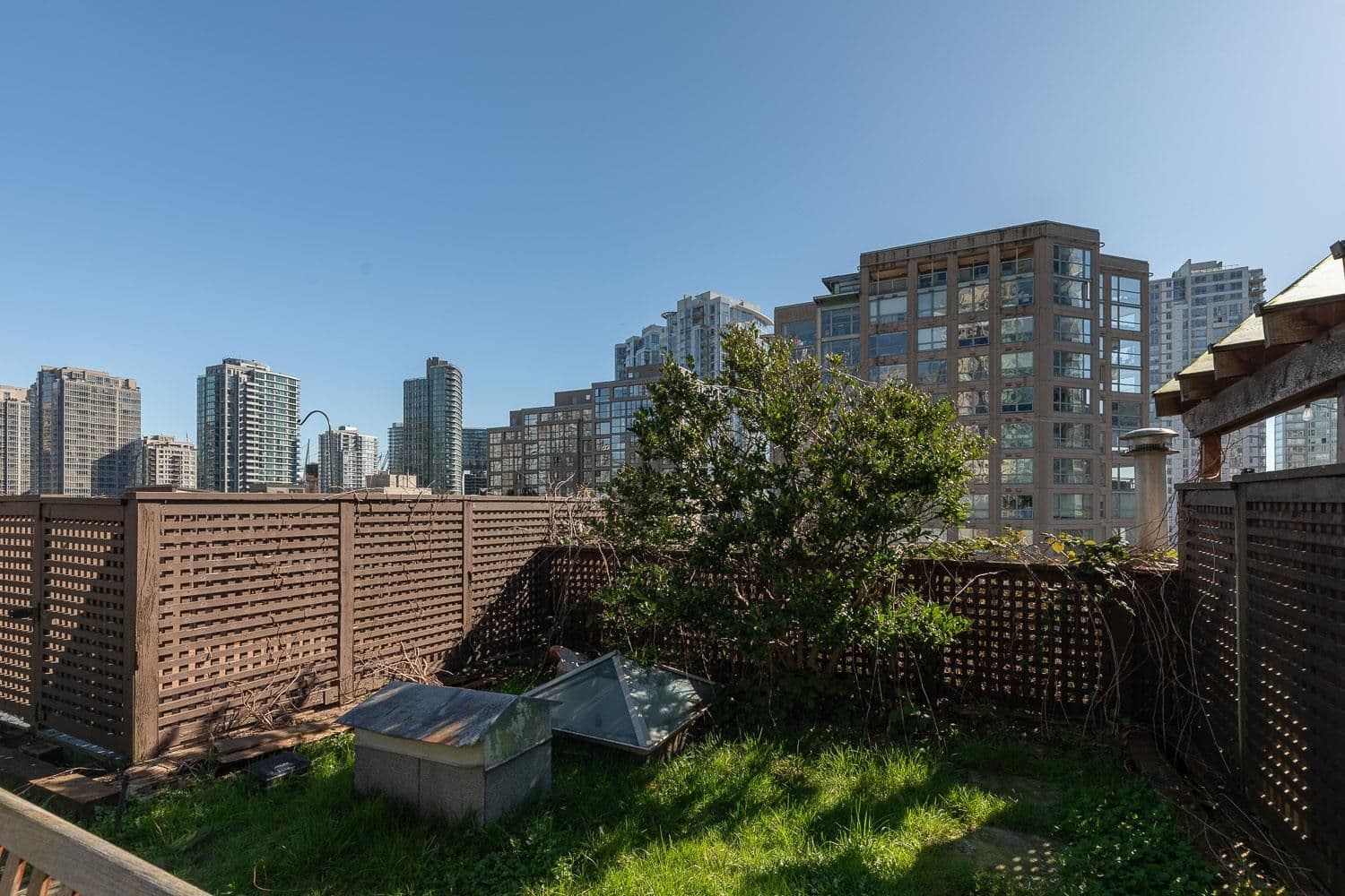 Property photo e8cc627e-a4cf-4048-9572-3188c0a773eb