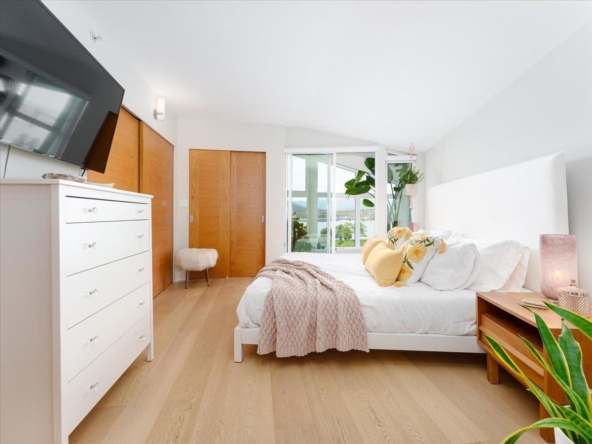 Property photo e9110a1c-fc39-413b-9ba2-7af1ab80c225
