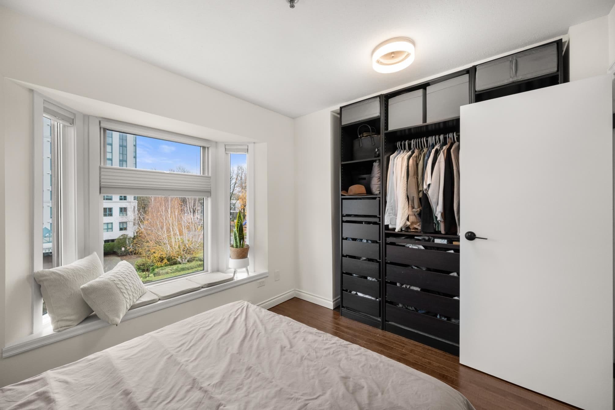 Property photo e92cd214-a8d8-468b-bc12-3e77884739df