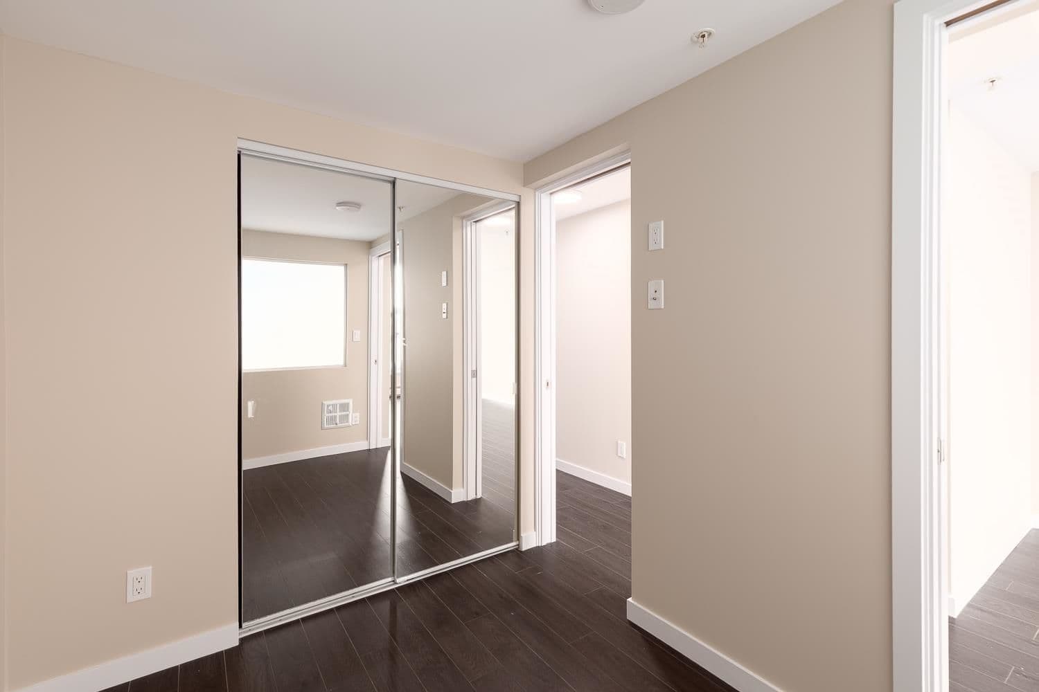 Property photo e9d18659-fef4-4cb6-8eda-df50208439b1