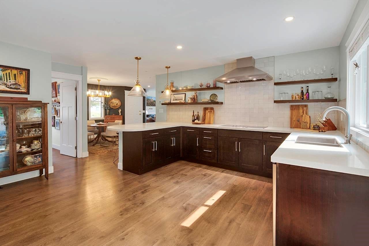 Property photo eb03fdb4-6c6d-4914-9cd5-3a9f622c73be