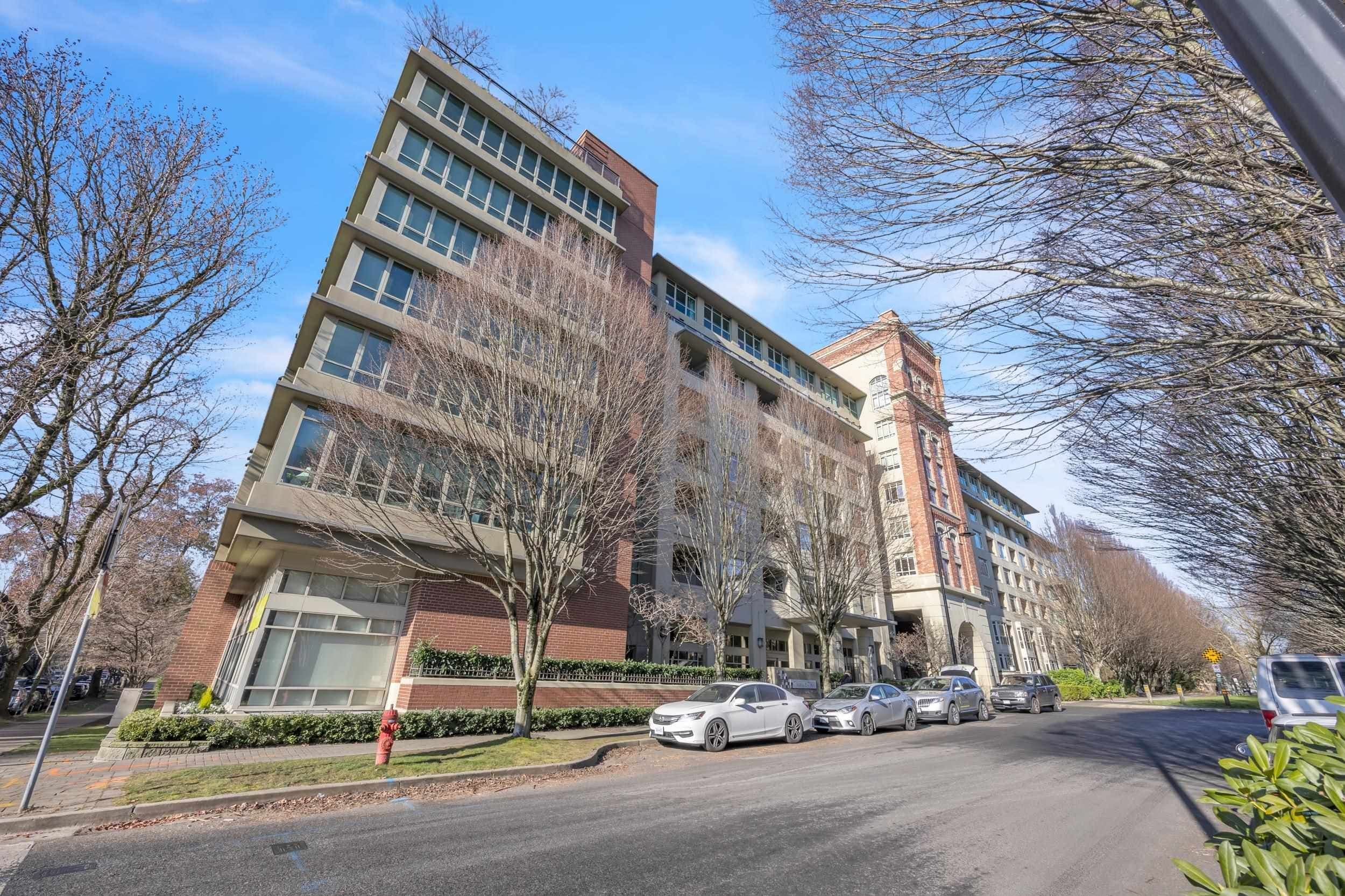 Property photo eb3a8a18-7ceb-45f6-b156-37807266835d
