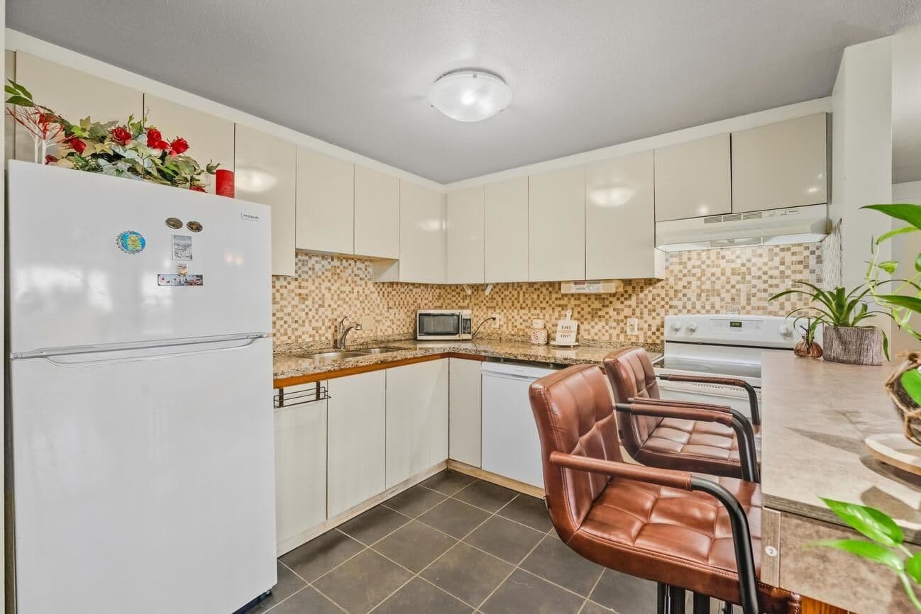 Property photo eb6e54ce-c019-467c-95f0-633642af7c12