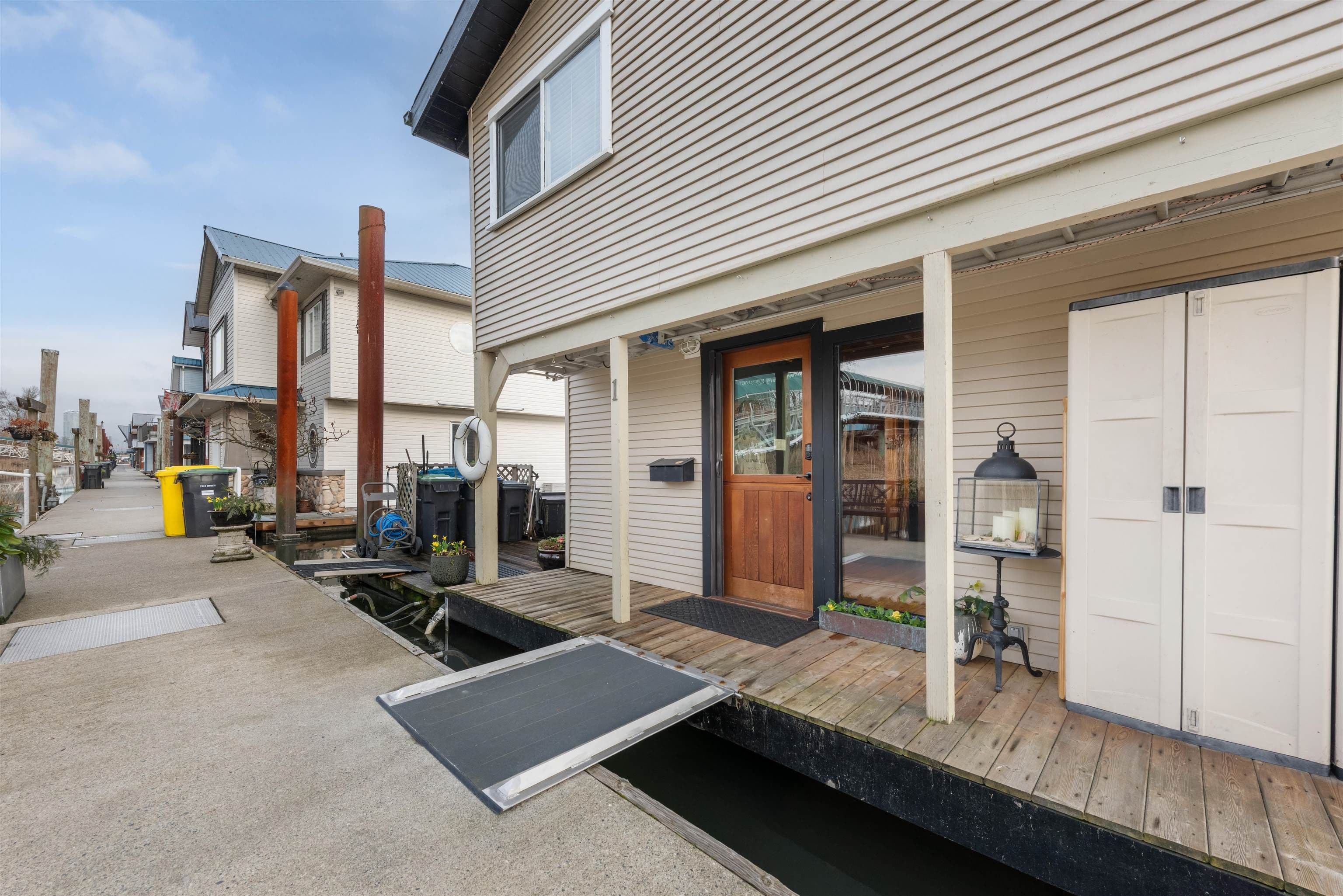Property photo ecbd86fe-b52a-41ed-8e29-48772119d69e