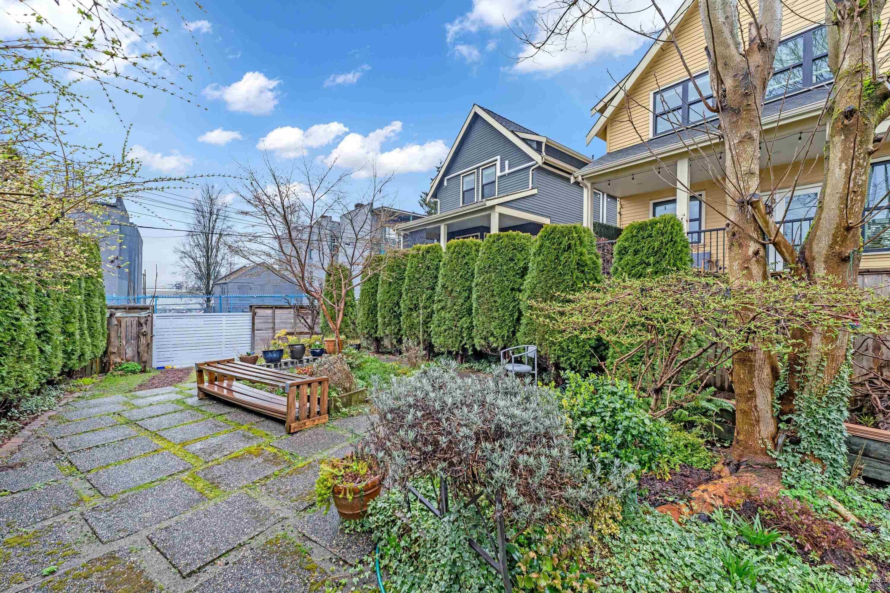 Property photo ed7c377b-813d-47d6-aa46-986887de15a2