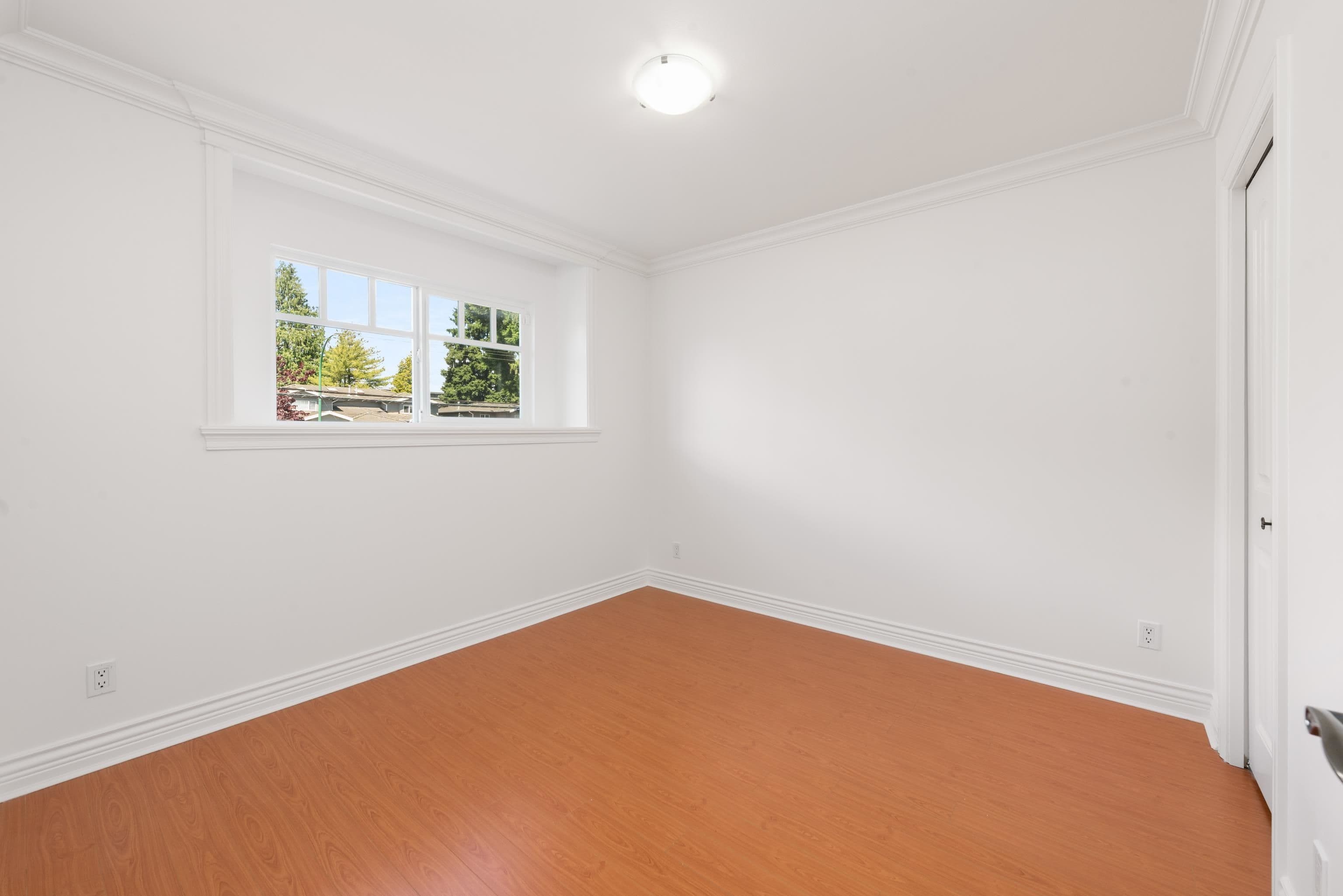 Property photo ee765ee8-b628-420e-abc8-29d44dc3cd71