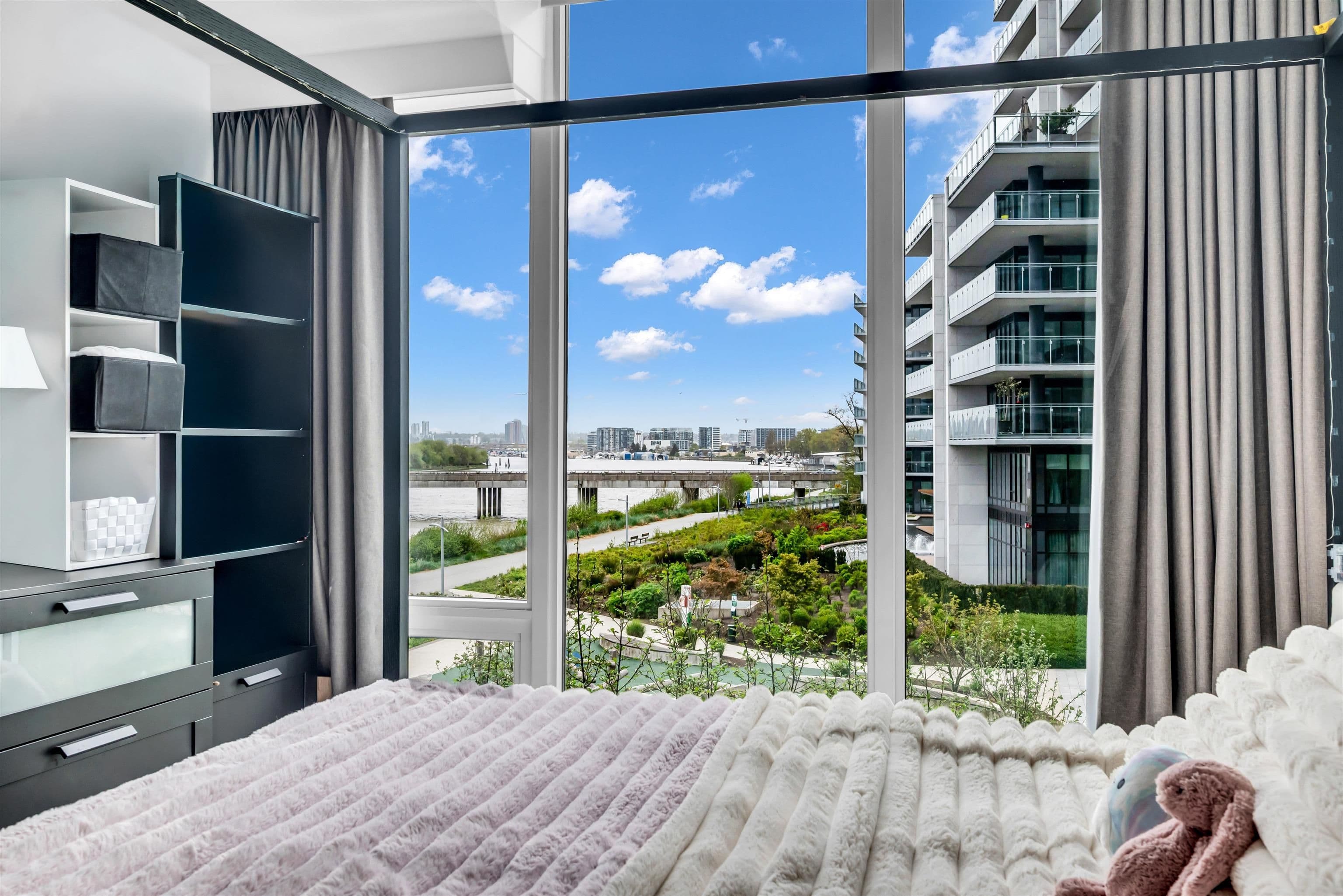 Property photo eea24ef7-bcc4-4570-8da5-66618b00dcf1