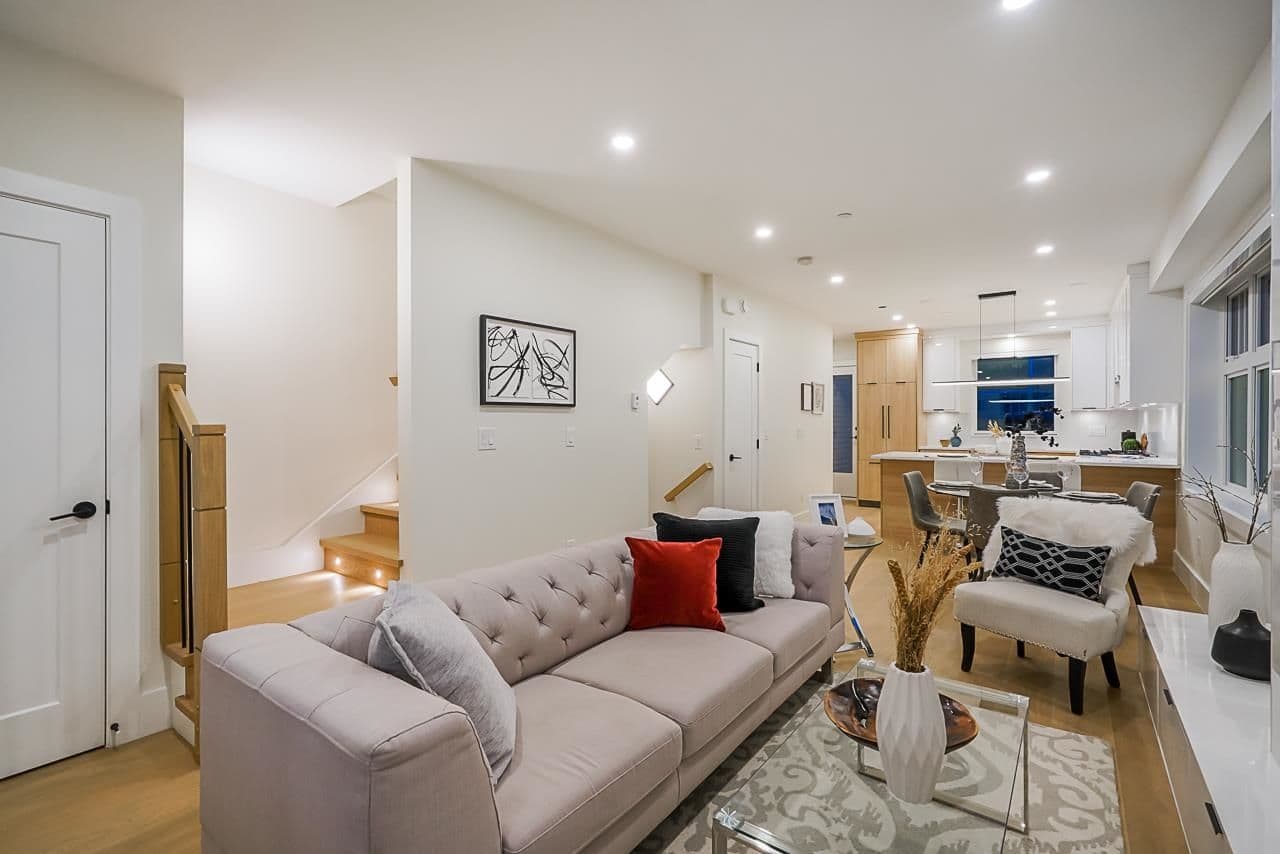 Property photo ef2f71a1-68c3-4d04-bc42-389f03fb149a