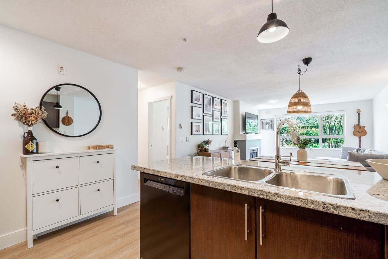 Property photo ef7275d1-9df6-4731-a850-67c34b93b3ef