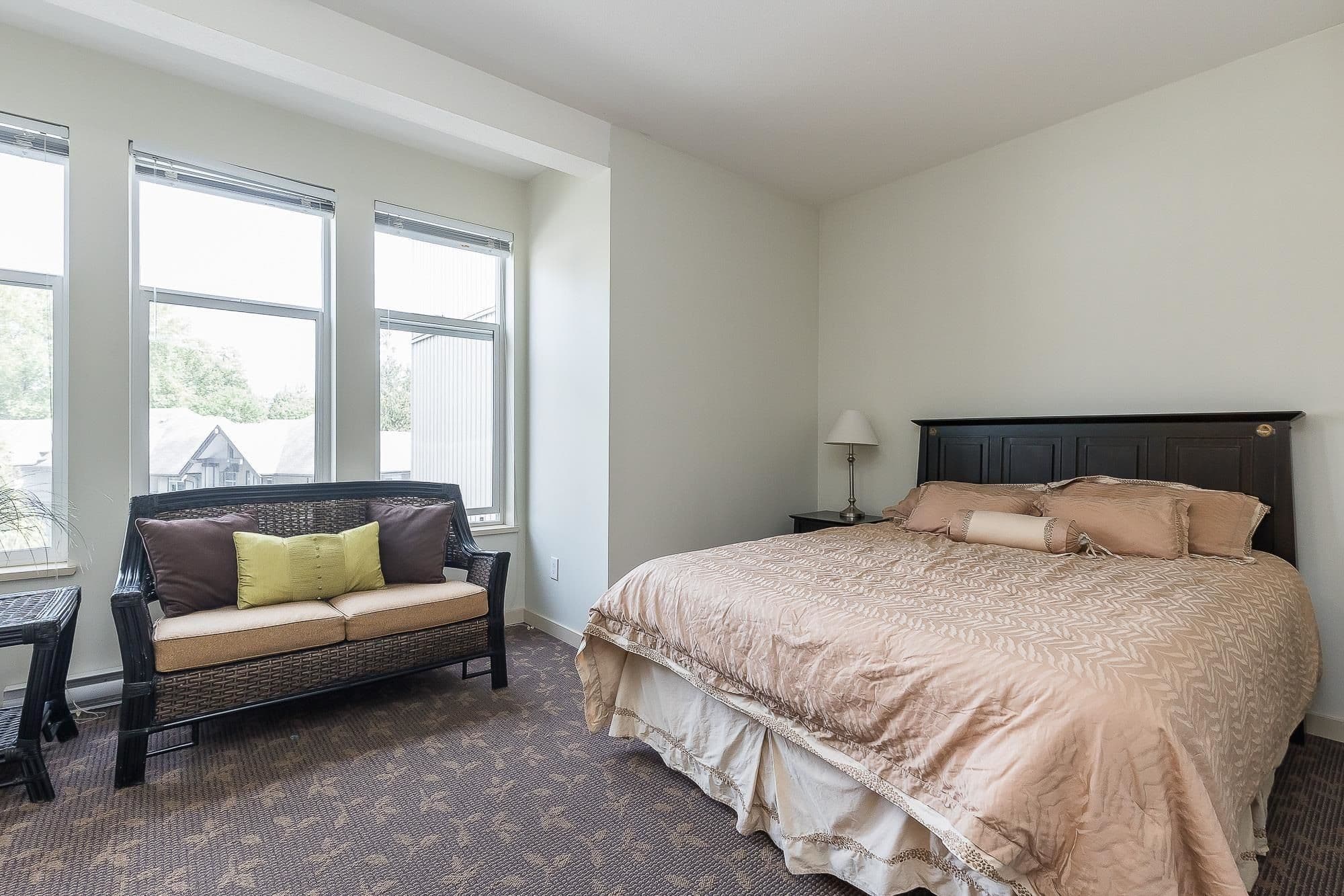 Property photo f020402b-ccd7-4ecb-907c-c396a56f5f13