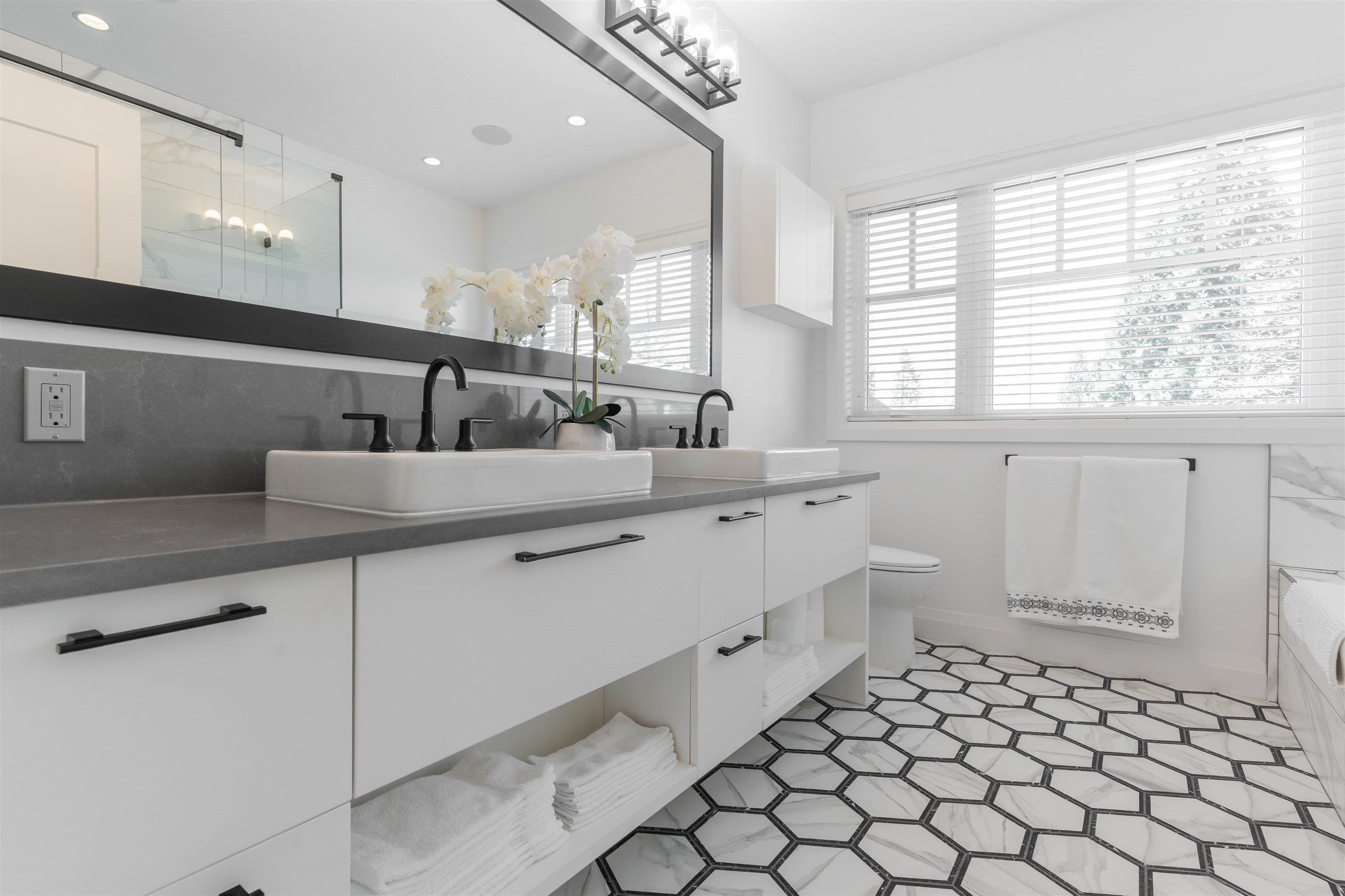 Property photo f0803a65-21b0-4b2e-b658-f03ae19f6da0