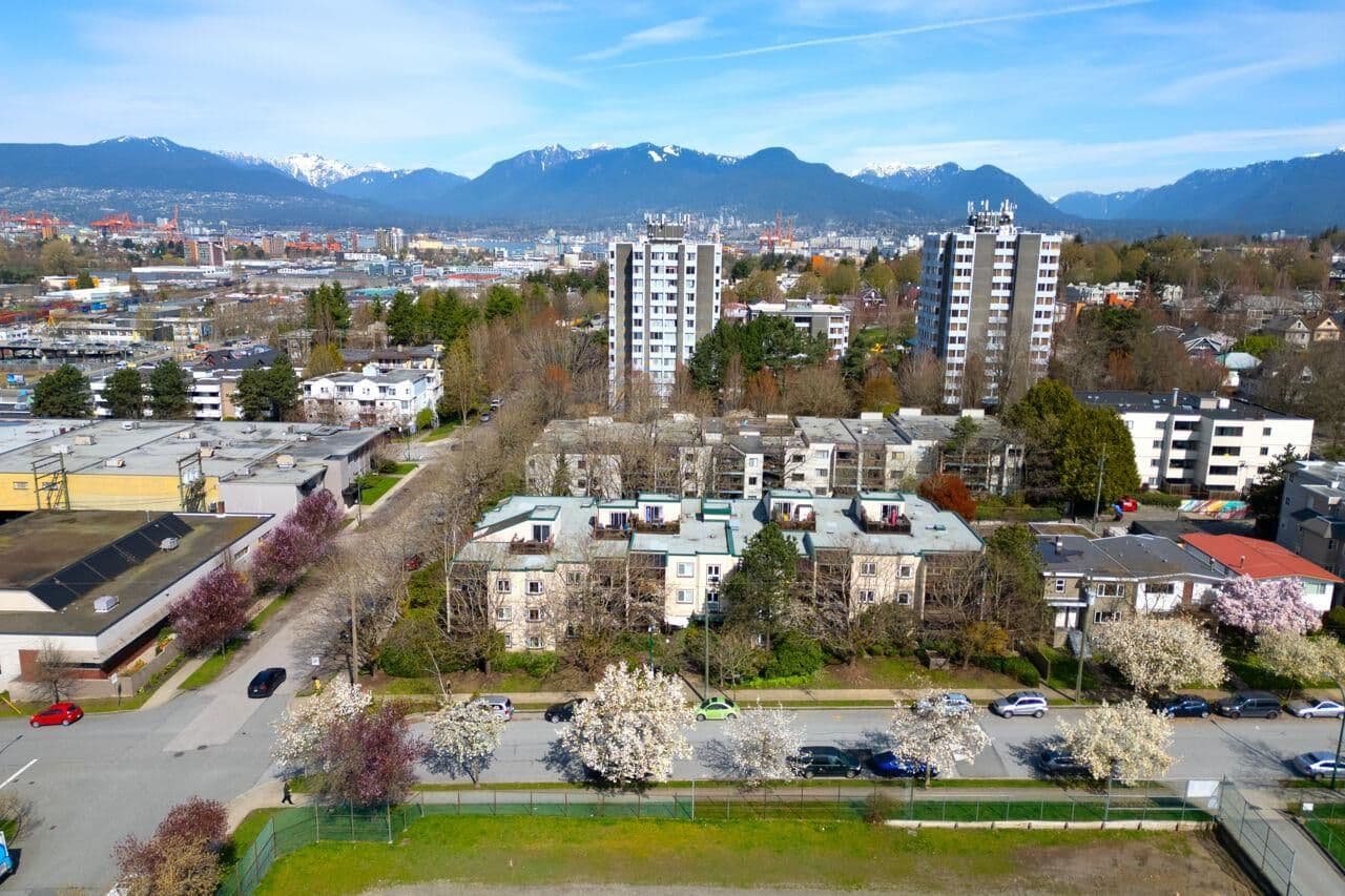 Property photo f0d978ea-a3cd-44c6-ba1c-9c4f1cb16ab3