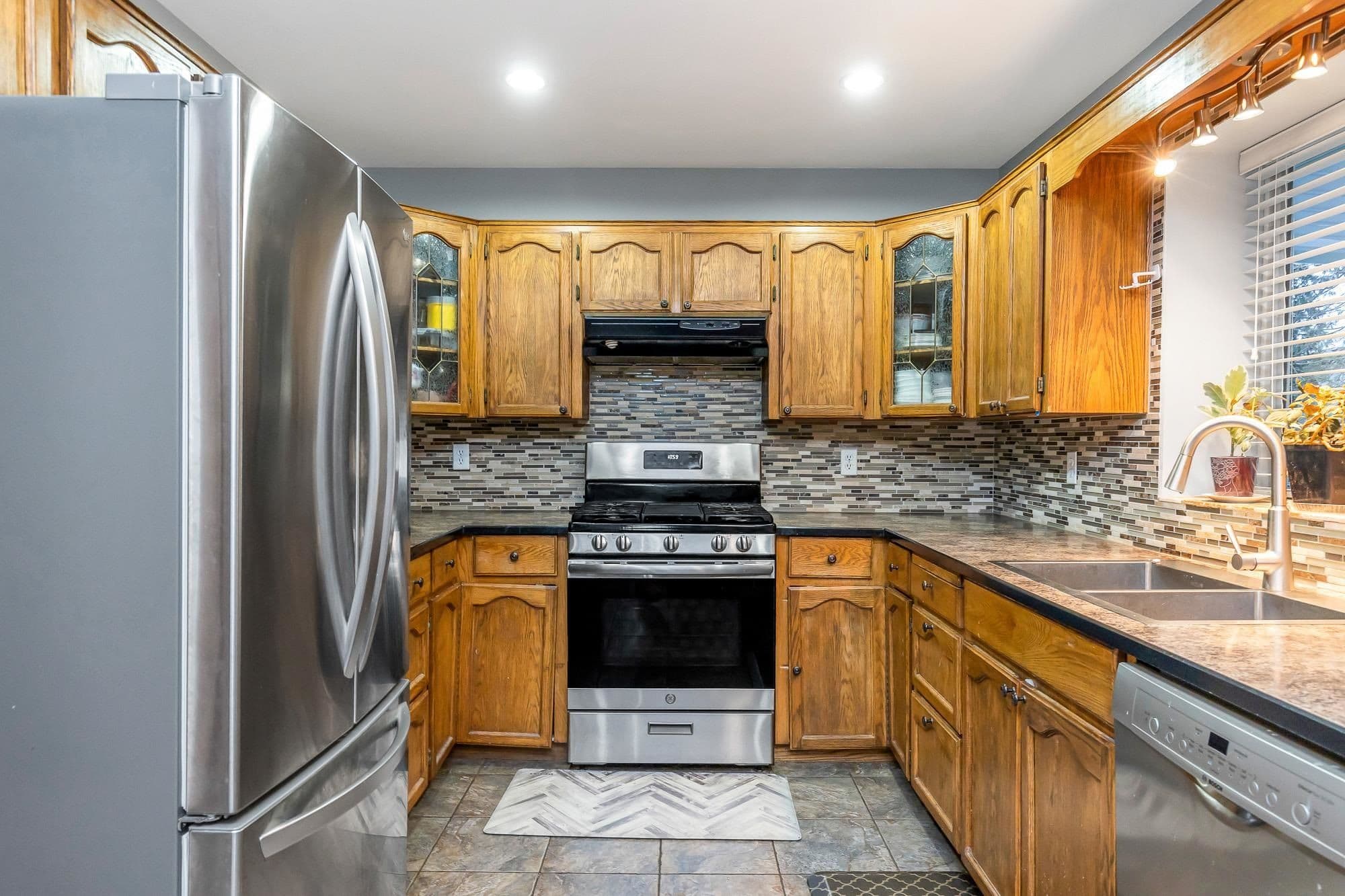 Property photo f0ee8f64-9cb4-483f-b810-52fda94dd7fc