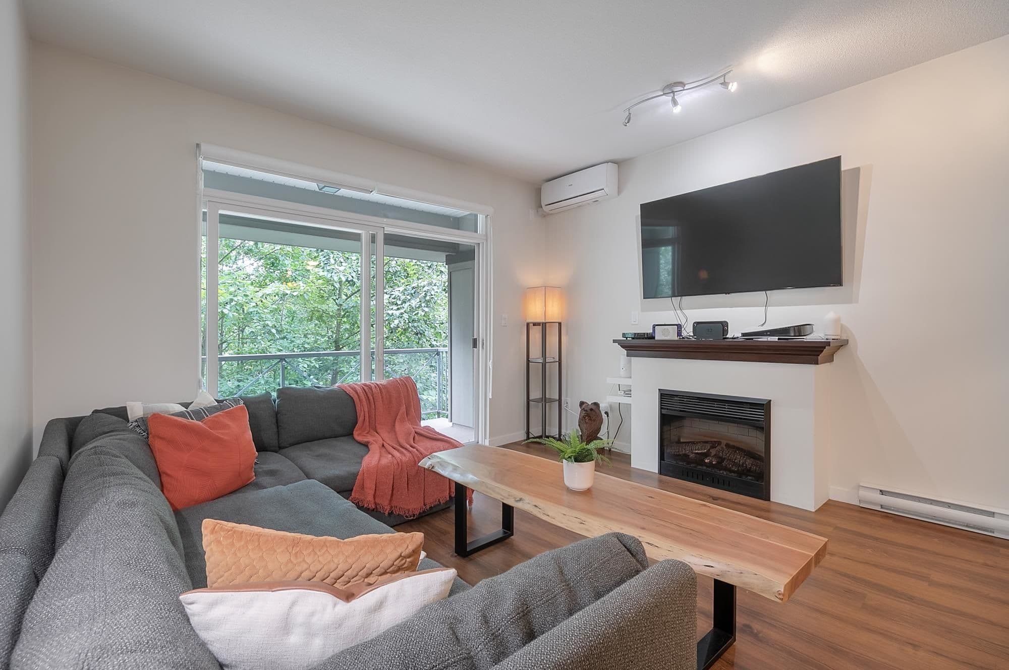 Property photo f2aae714-4807-4f49-93fb-5e19a02d6c0f