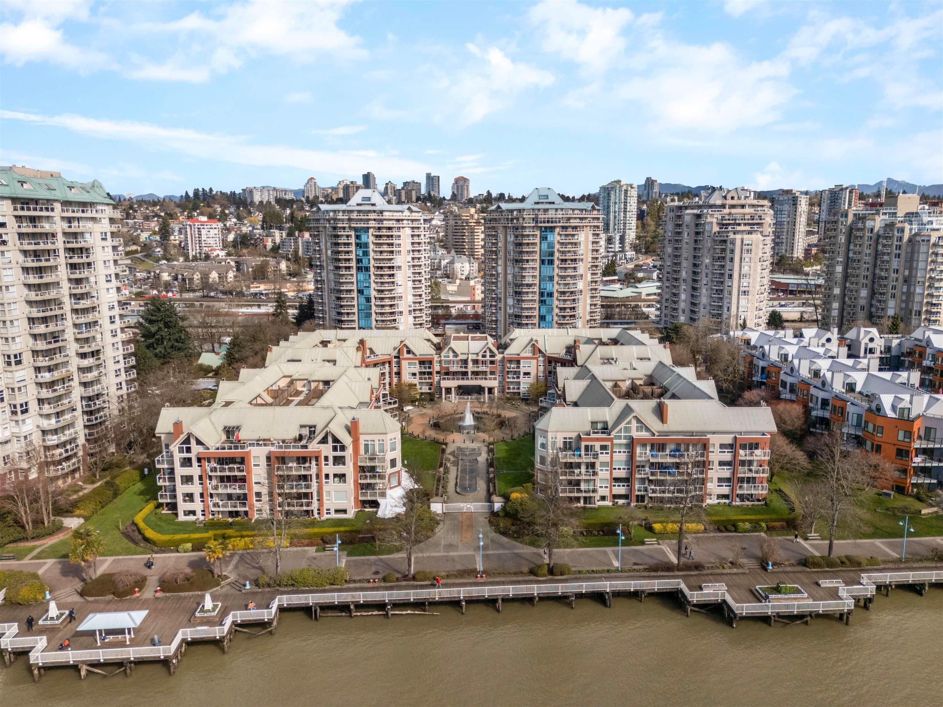 Property photo f31757d7-e725-42ee-b31c-4c804b20619d