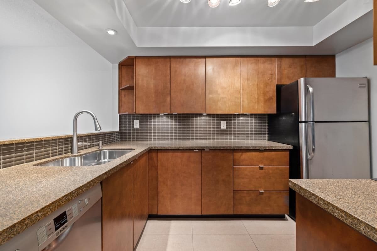 Property photo f32a7204-210a-45da-a366-77e1d8757671