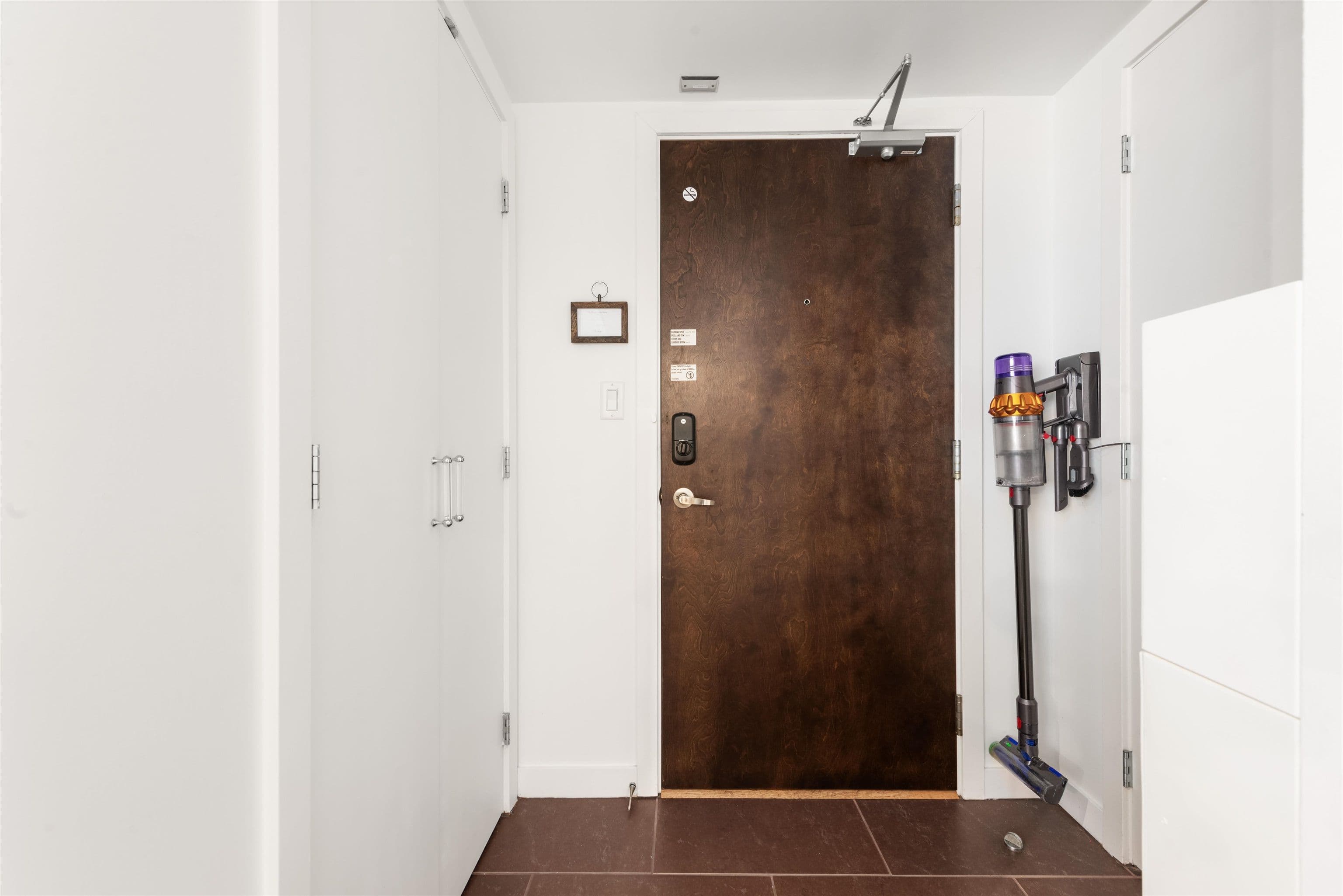 Property photo f52f3eee-a062-41ef-8309-00aa525b42f9