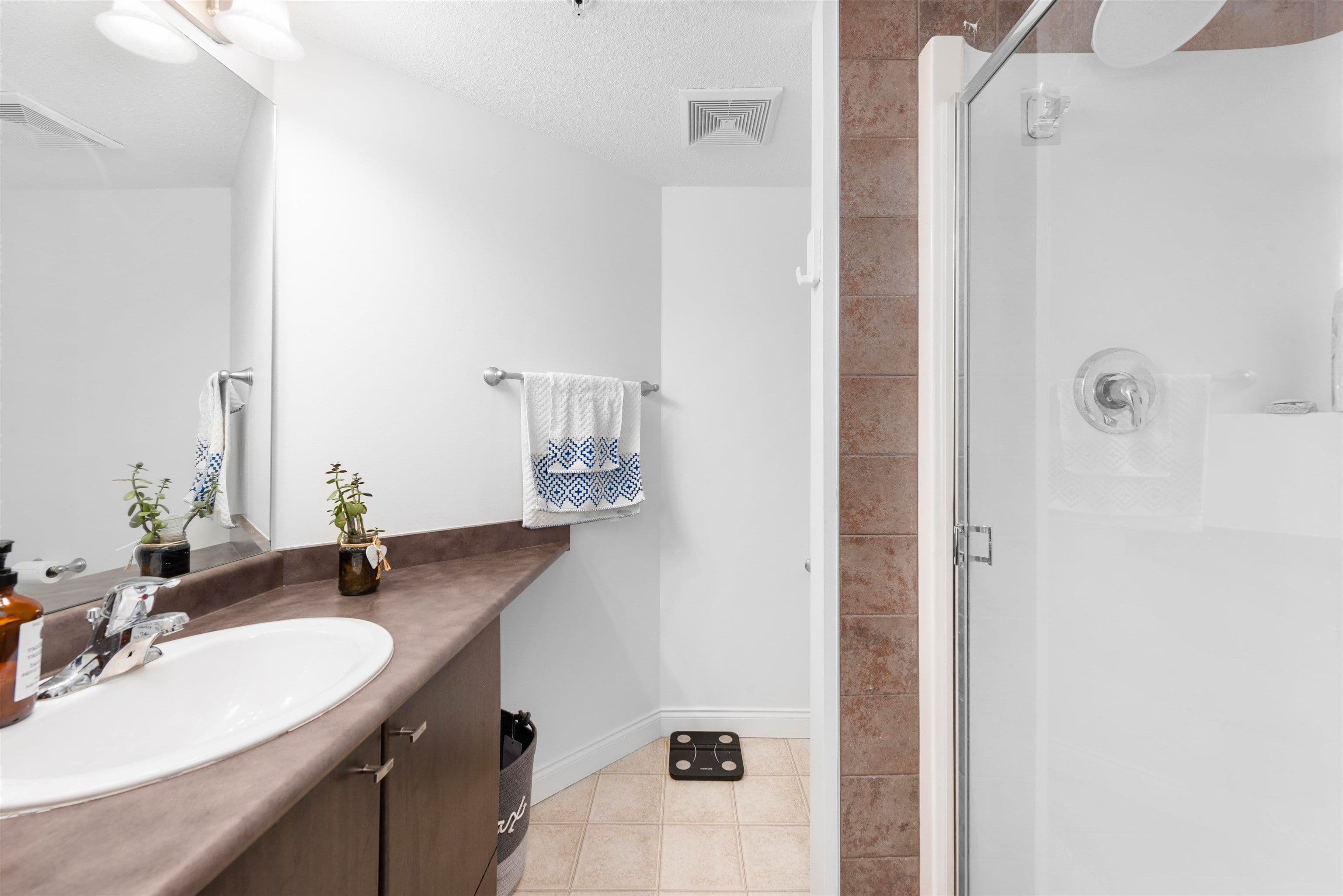 Property photo f58d373e-b953-4b76-b9ee-9e6f9e65e13c