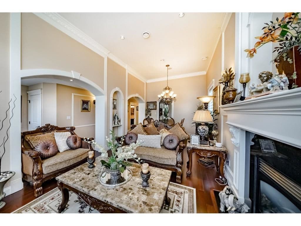 Property photo f6a276d9-f92a-40a1-95cd-3f5bd5e65381