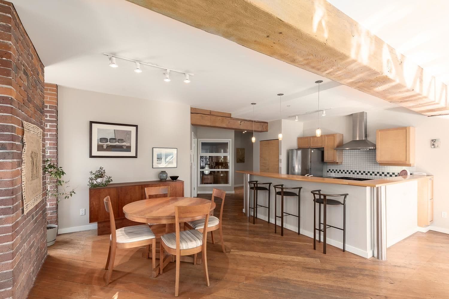 Property photo f7f5da38-8a0a-496c-9976-9635d5dfa9ee