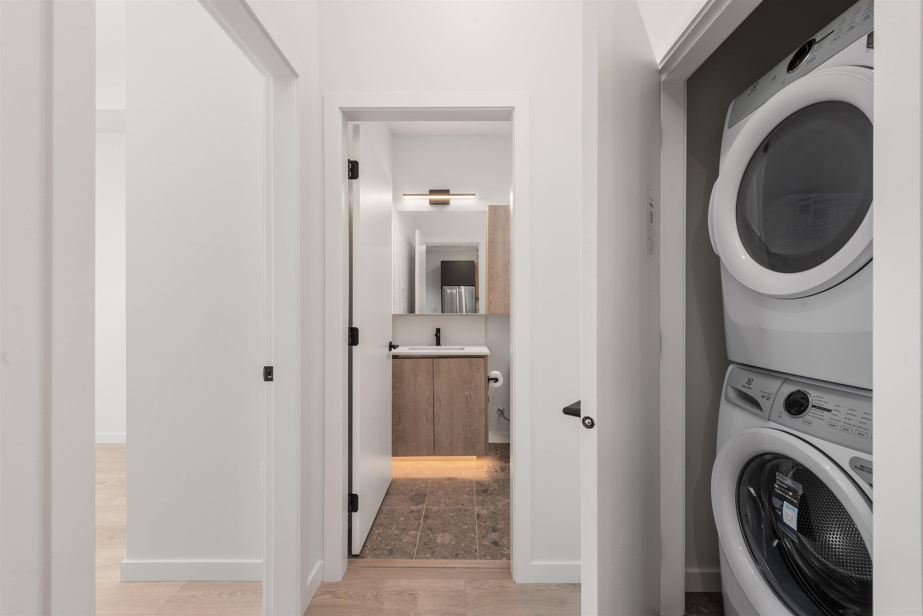 Property photo f837e163-2891-4d88-ac35-259a6d92a1db
