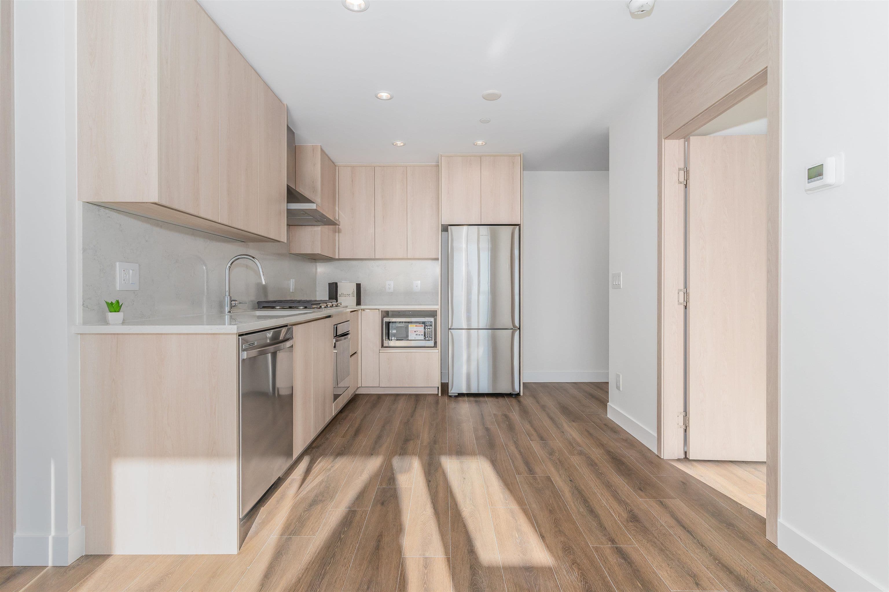 Property photo f84b0d7e-9566-4e61-9f27-2c84672ce63c