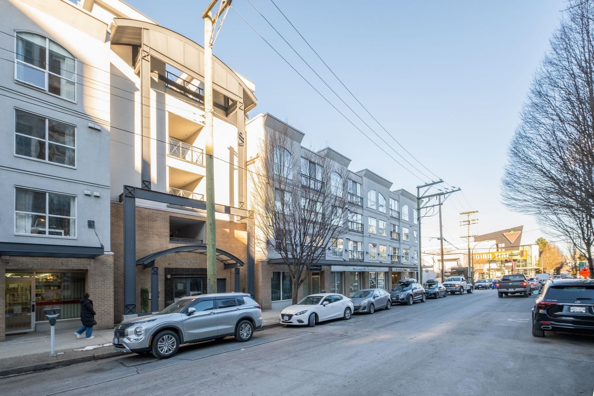 Property photo f8679ae8-810c-4b17-8519-d472b25a2a5b