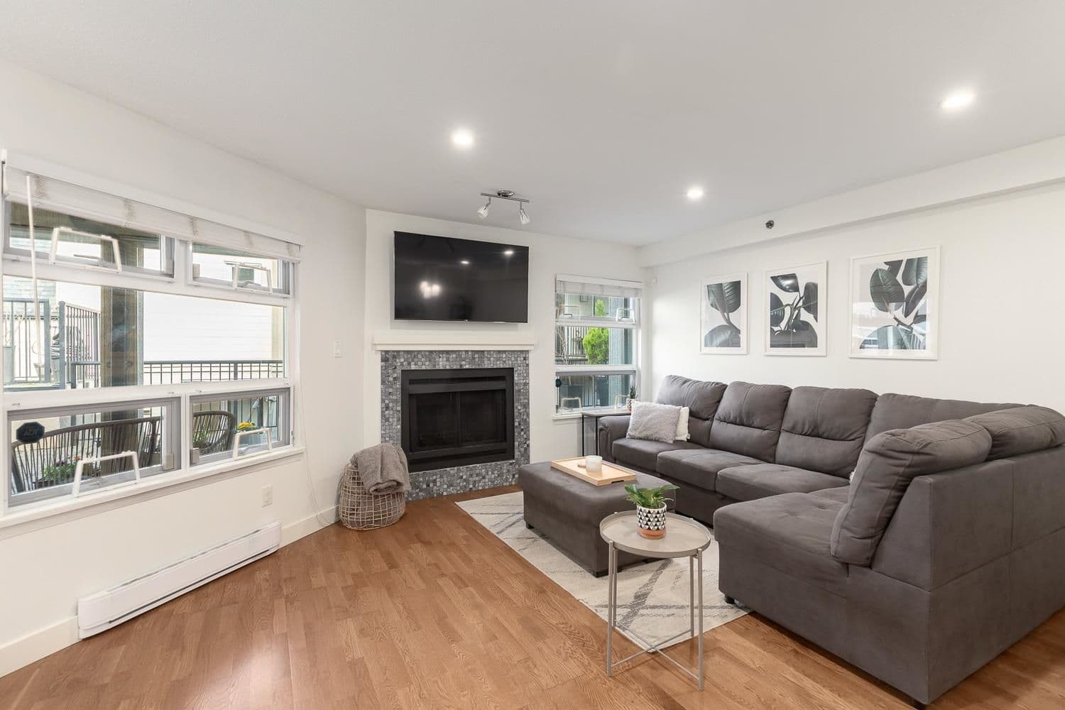 Property photo f8b72a30-8c9e-4795-947c-6e5fe0ebc330