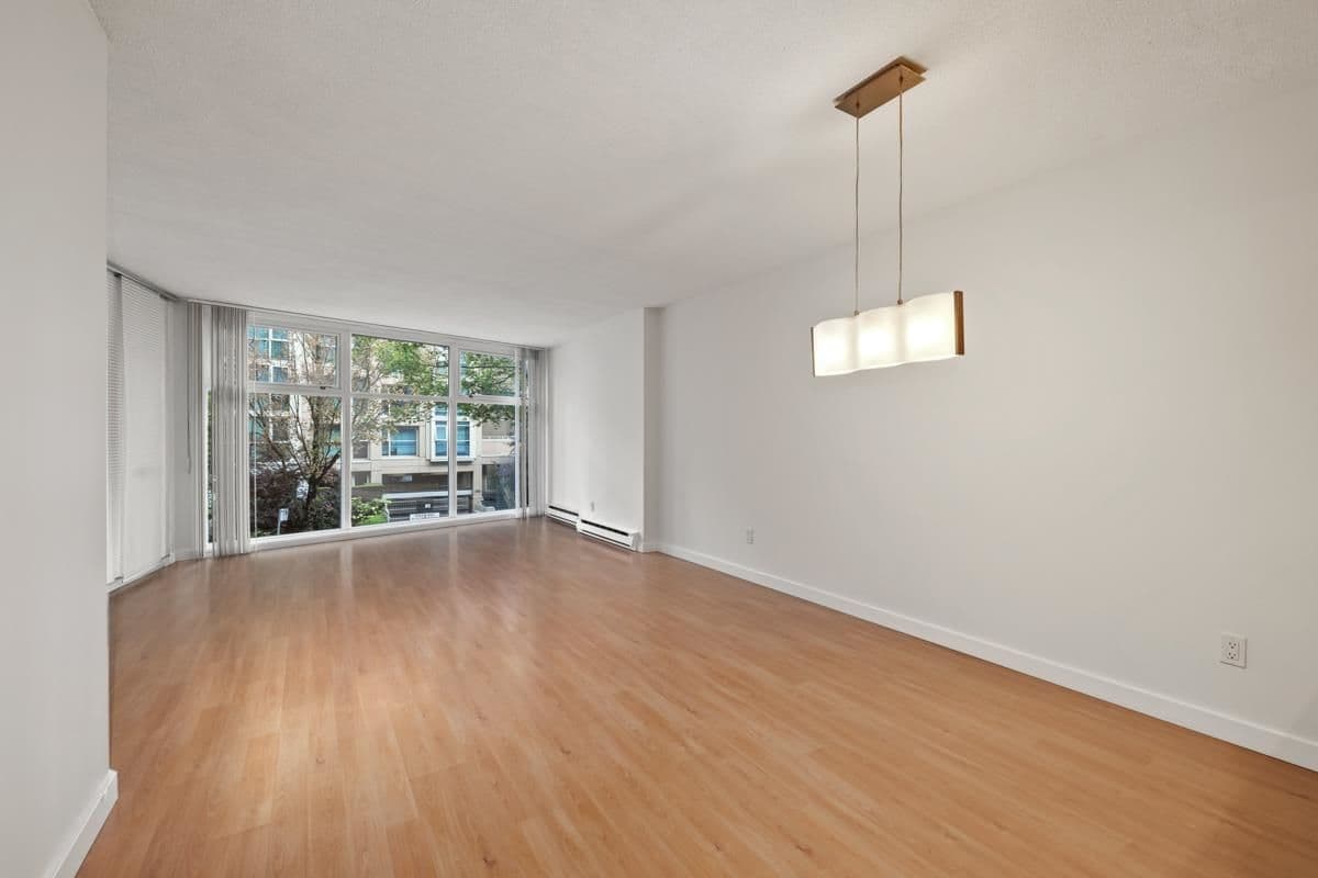 Property photo f8fea98d-981c-4b58-a89d-138fd3059ec9