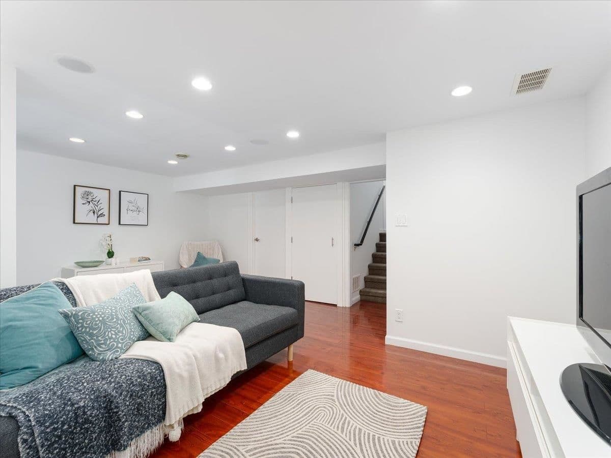 Property photo fd105a11-a9c6-4fac-9549-49a9e9e9a8c1