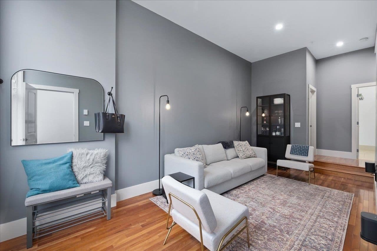 Property photo fe7bf409-5472-4cb8-9184-74ee180cc0d1