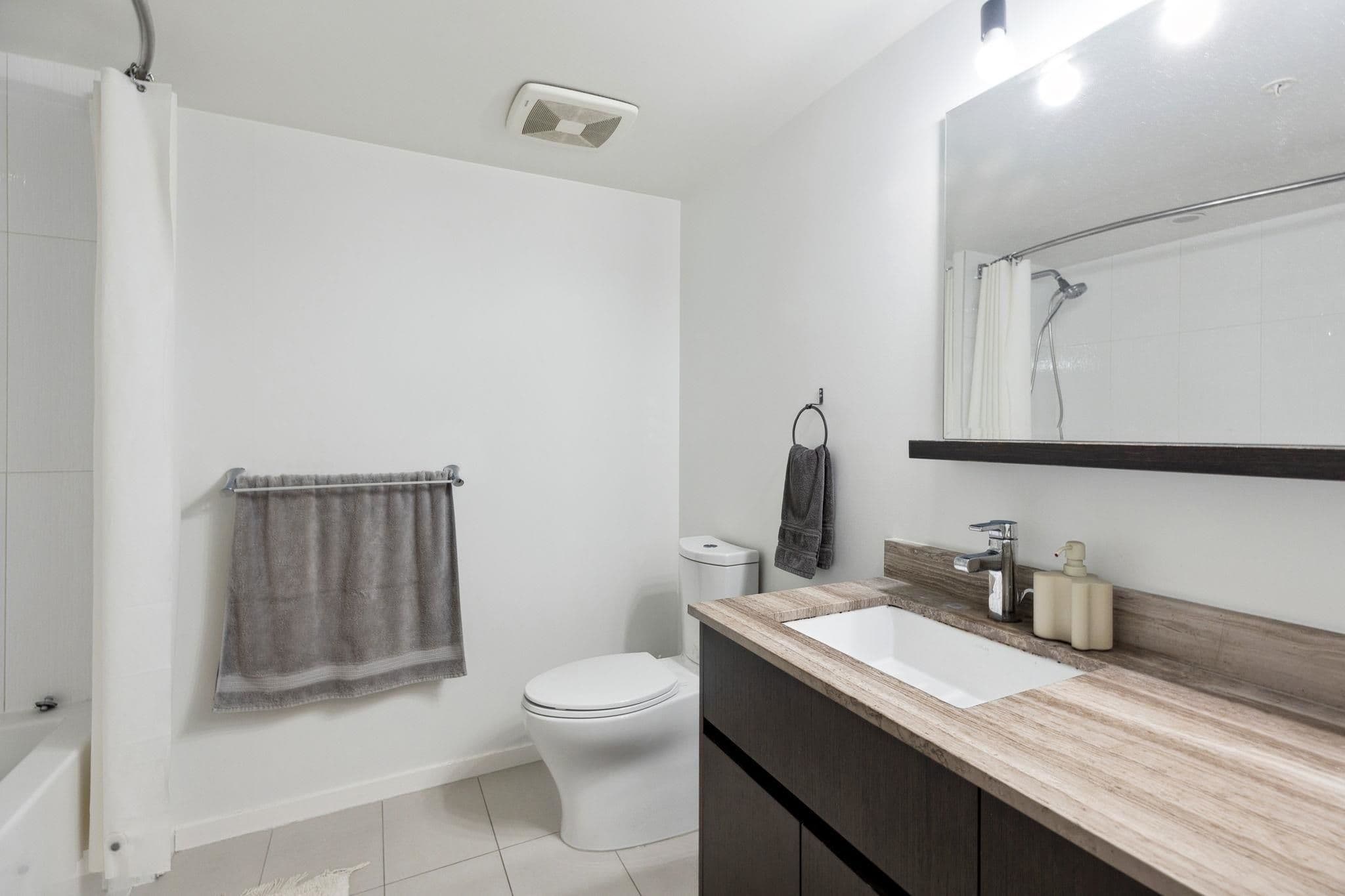 Property photo 27fd3d2b-742e-4f6f-bd23-a5592de955d9