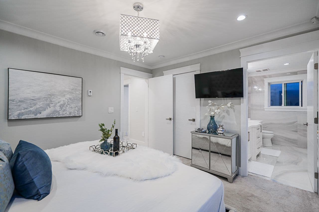 Property photo 060e55a5-20aa-403b-8555-21d18dbf6058