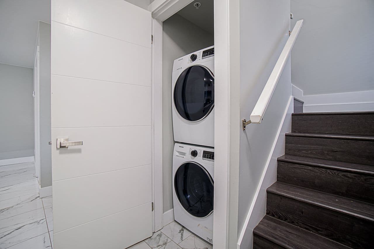Property photo 64e9d35c-b490-407a-a090-9b4ad7fc4d05