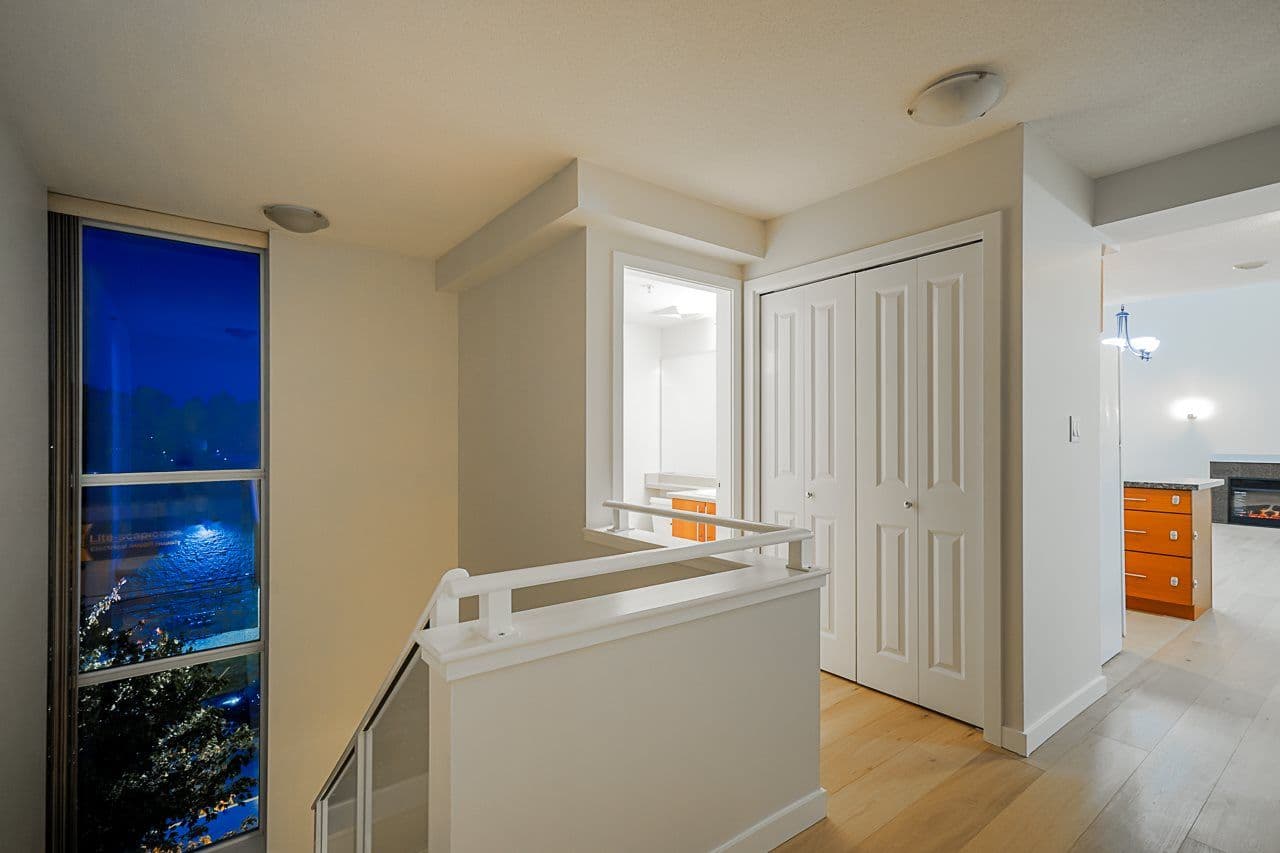 Property photo b904b86f-3595-45c6-873f-794399219118