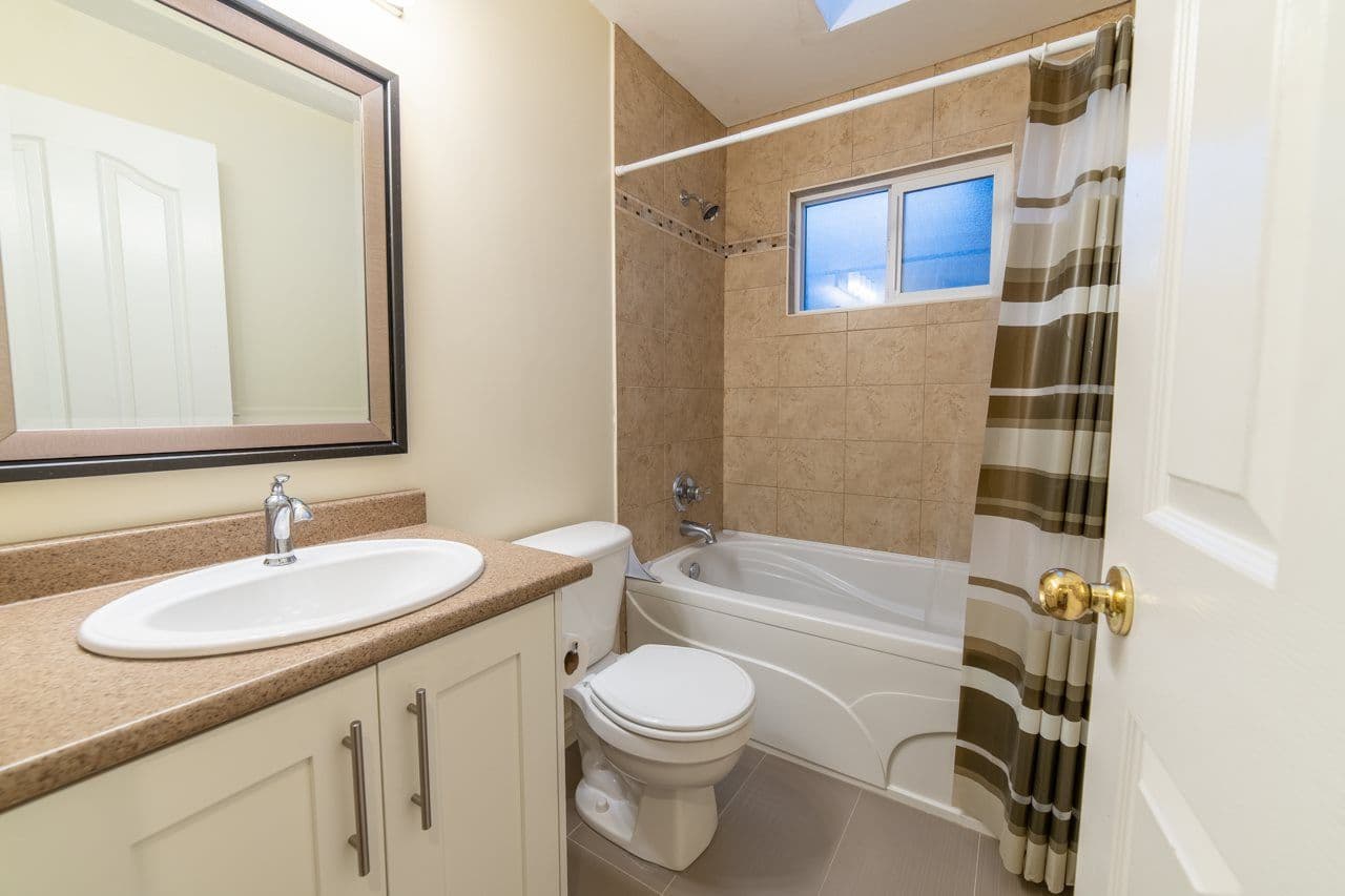 Property photo 8b0d894f-c8c2-469a-8ace-4d07d69f5e10