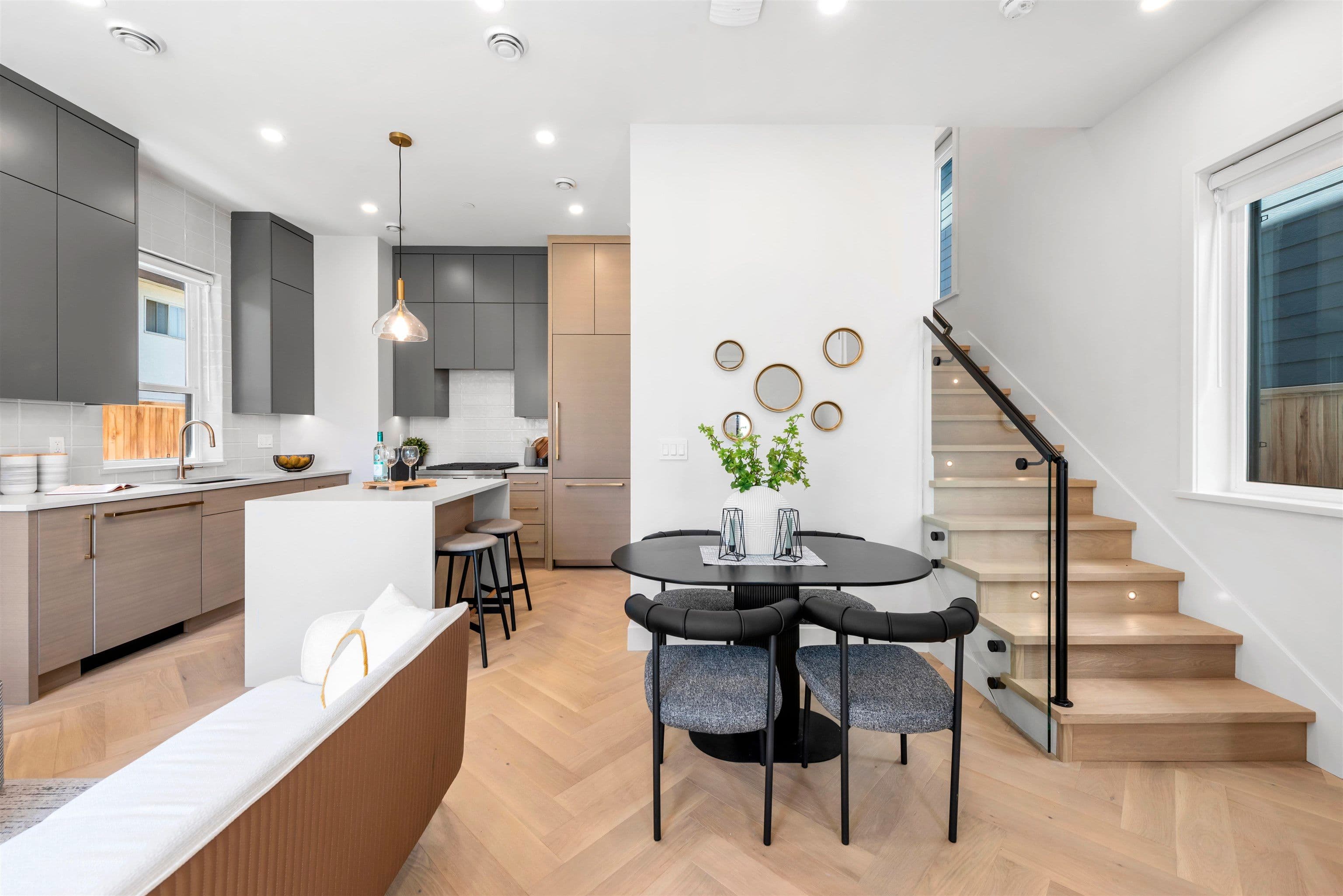 Property photo f896fe4a-55ce-4f20-add4-cf328e904be8