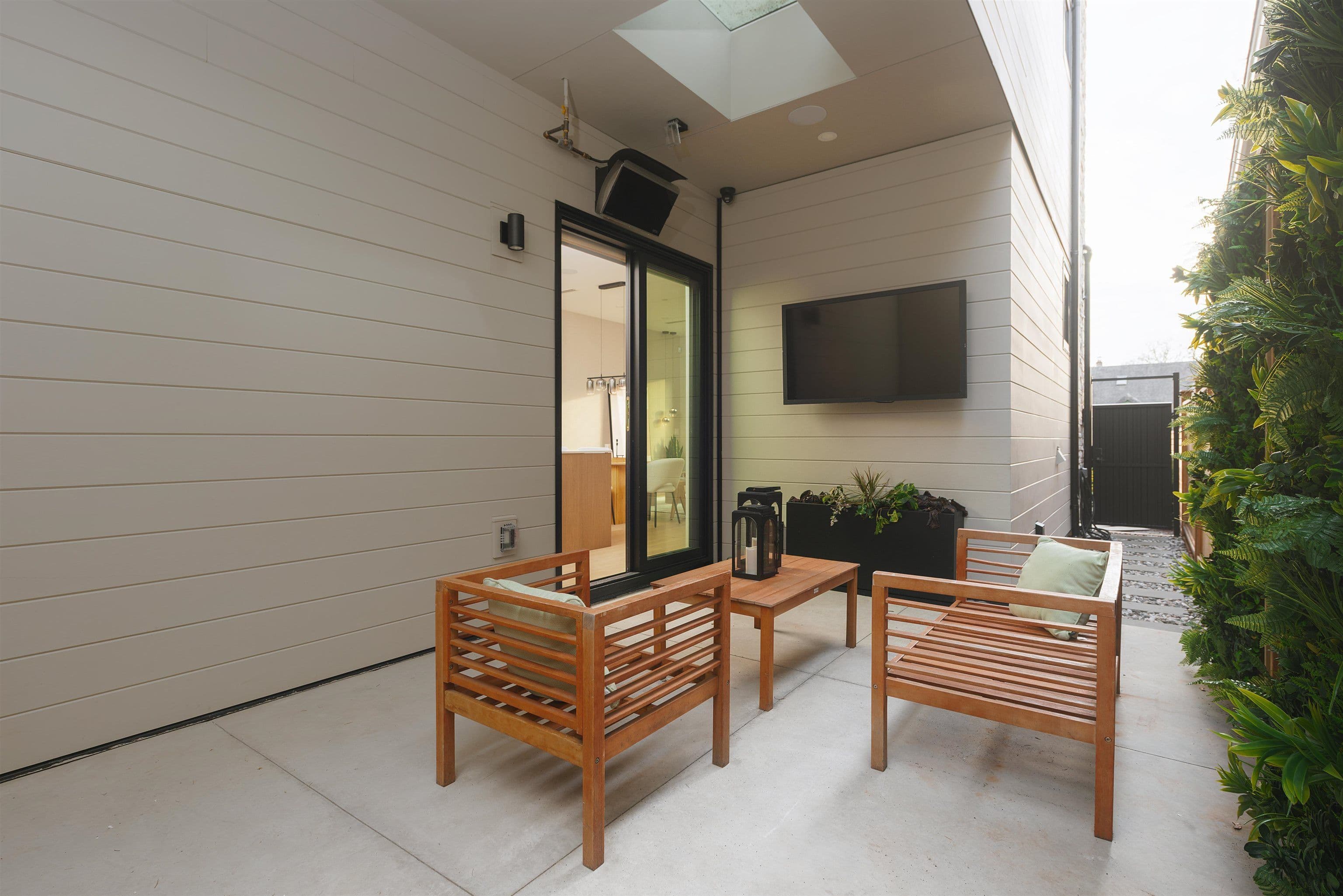 Property photo 33d45ba6-86c9-477f-a13b-645740c81405