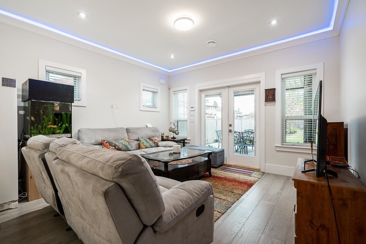 Property photo 62b9c734-7c5d-489a-b724-74f03a421c81