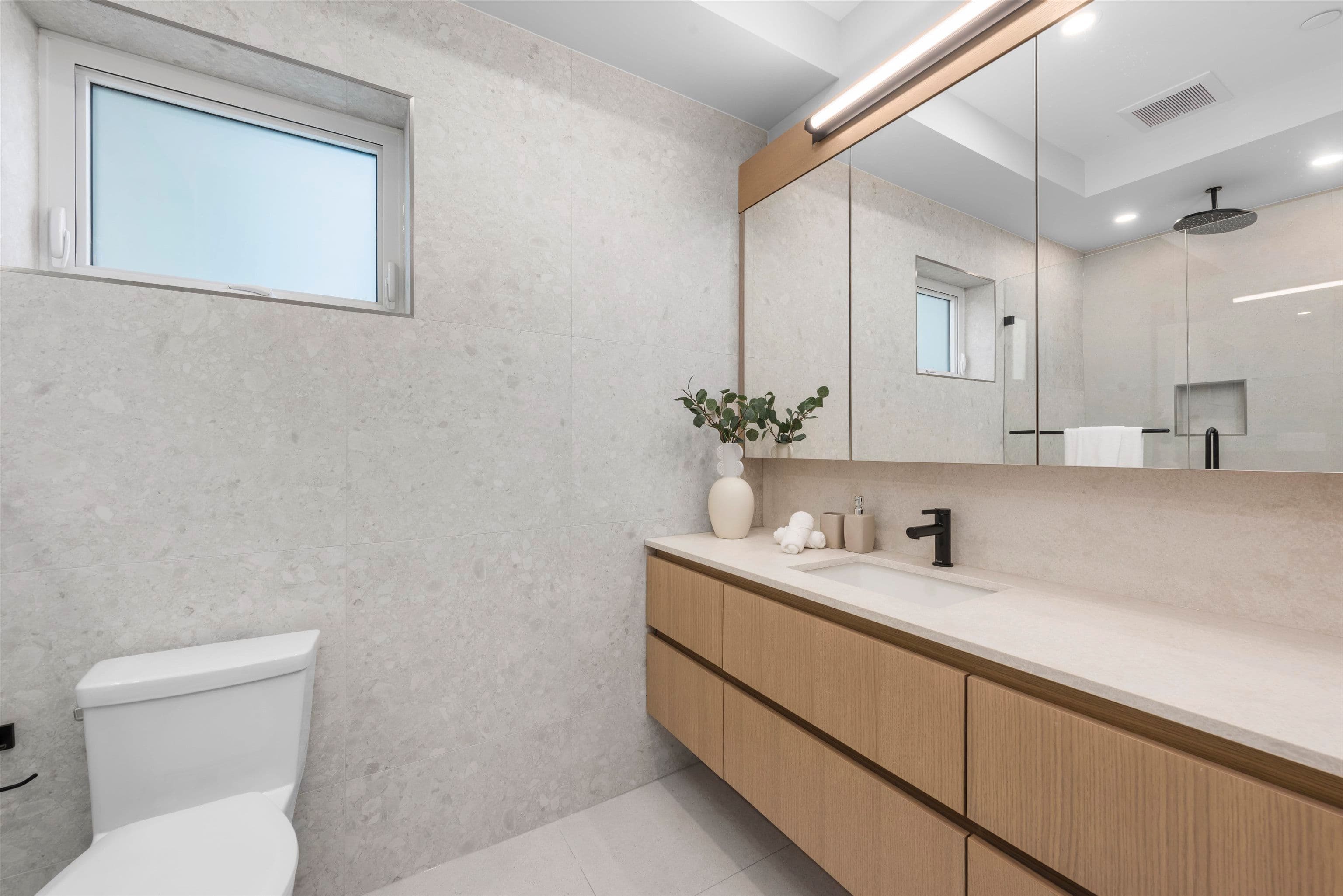 Property photo f3770166-b5a1-4228-9526-ee33b65513d8