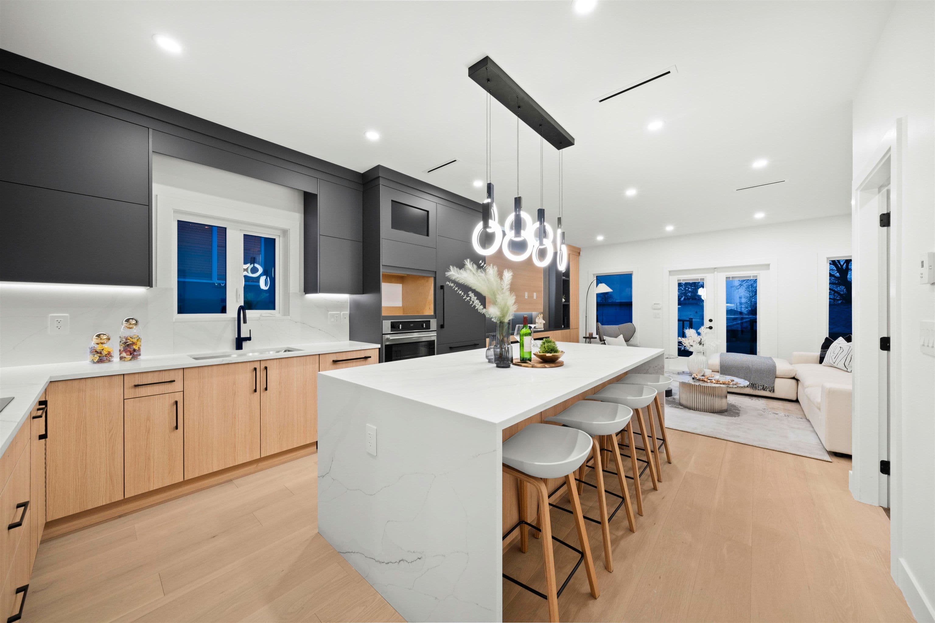 Property photo 5333bab8-9e31-42de-81da-2d278a03d630