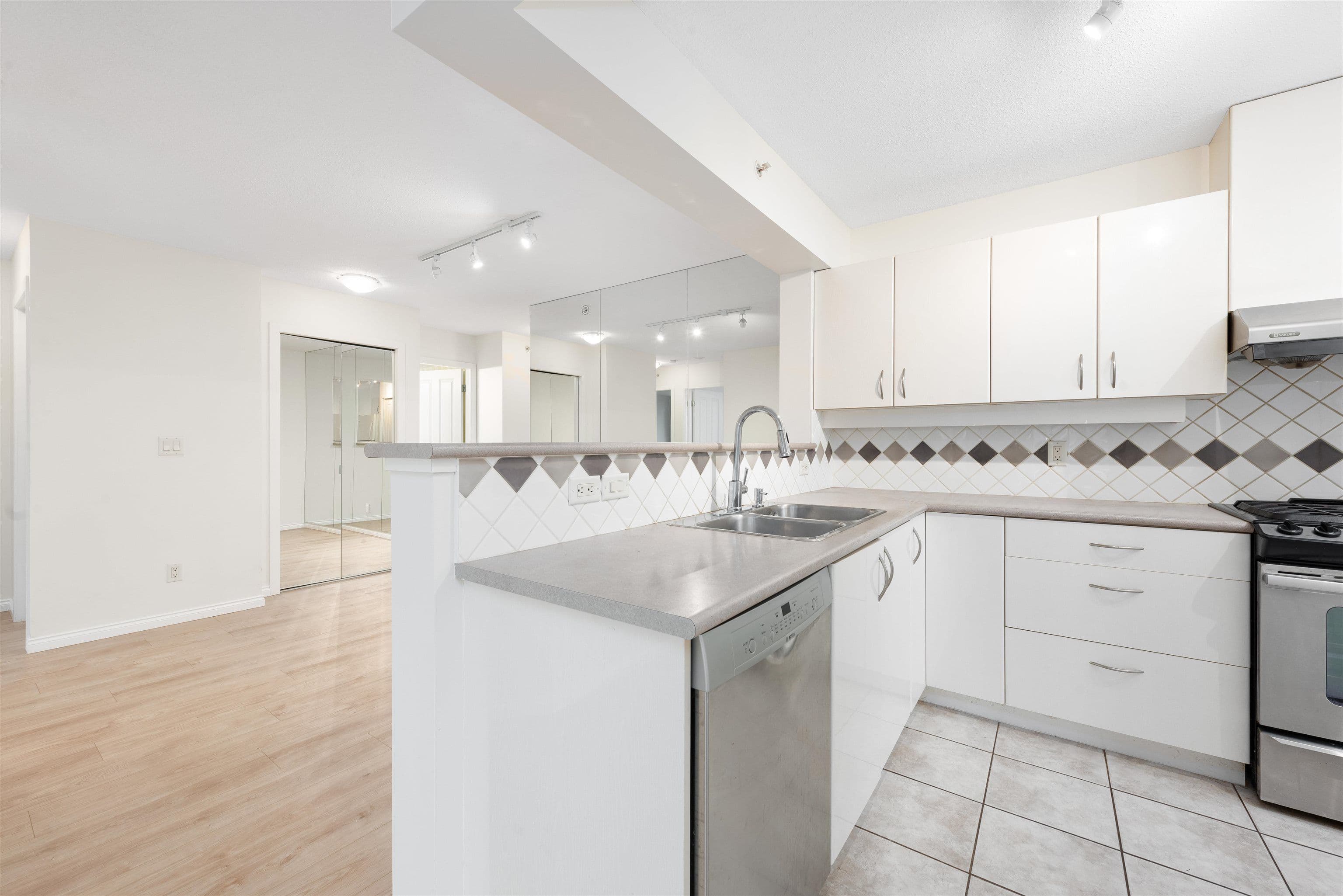 Property photo f73c580f-fd4c-4de6-9903-532821c7f593