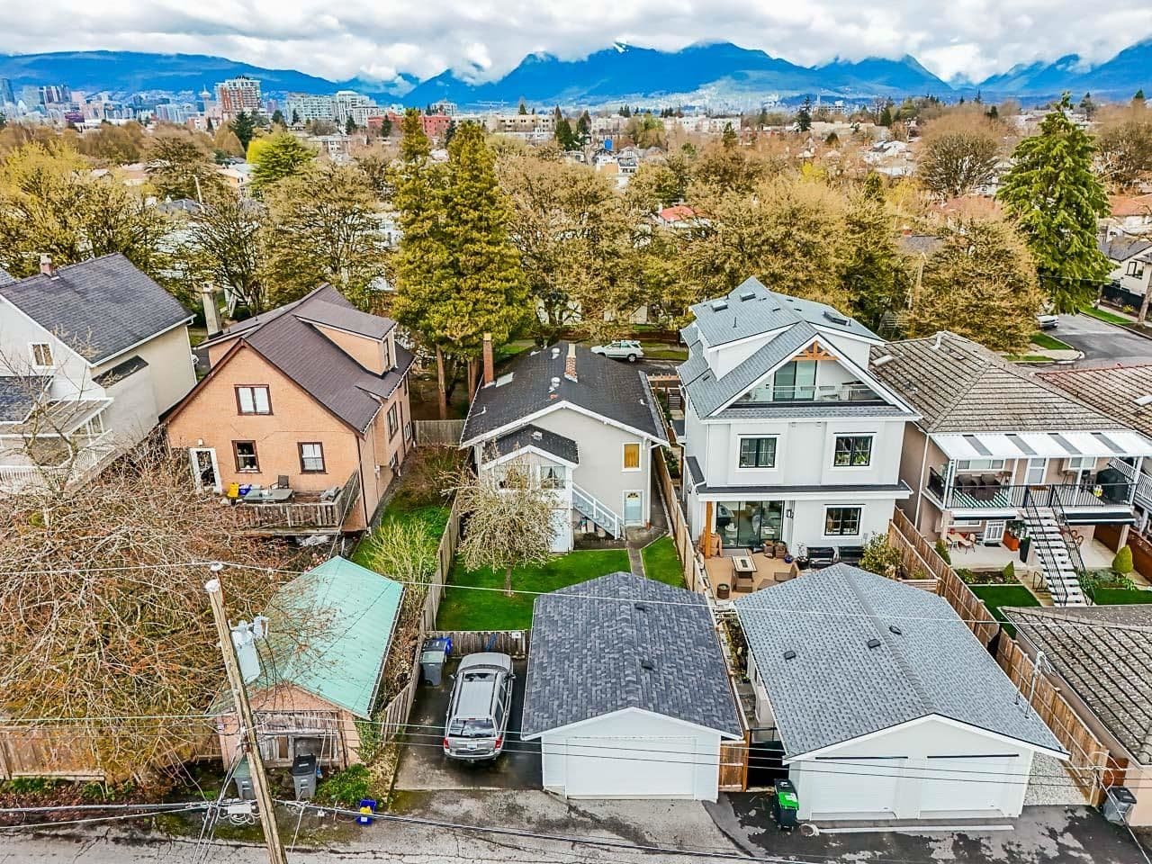Property photo f443ca72-cd91-4bbb-a7b8-91ff800f1729