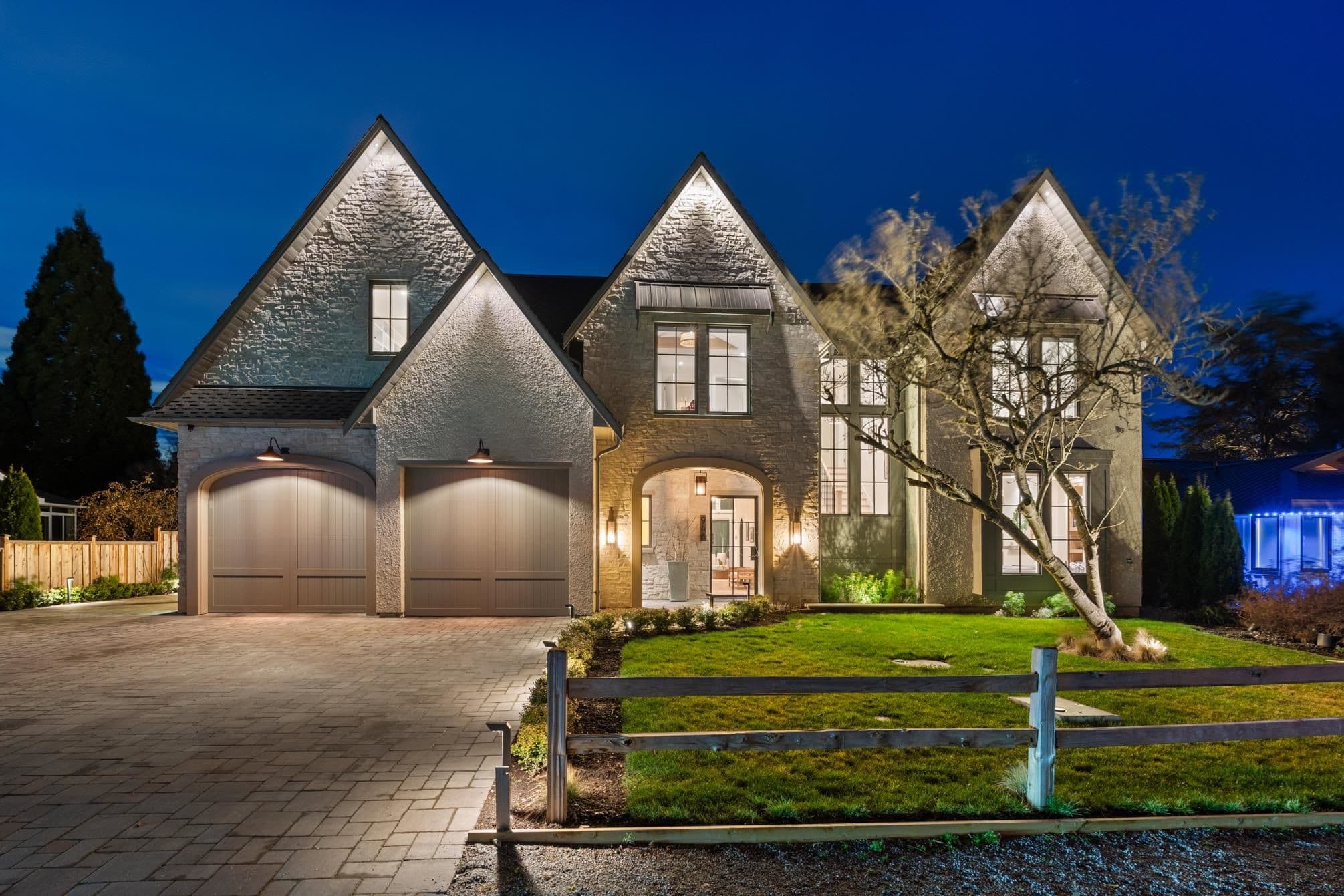 Property photo 9872f7a9-7899-426d-98ab-e40d3d18f3bc