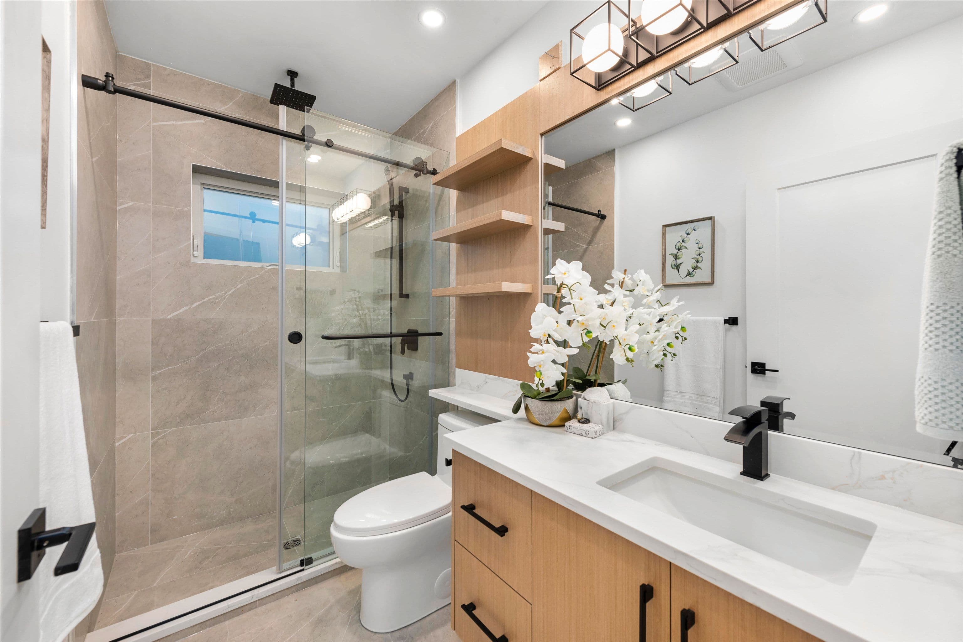Property photo 8ff8dc46-d33c-4b07-a315-c5d853250111