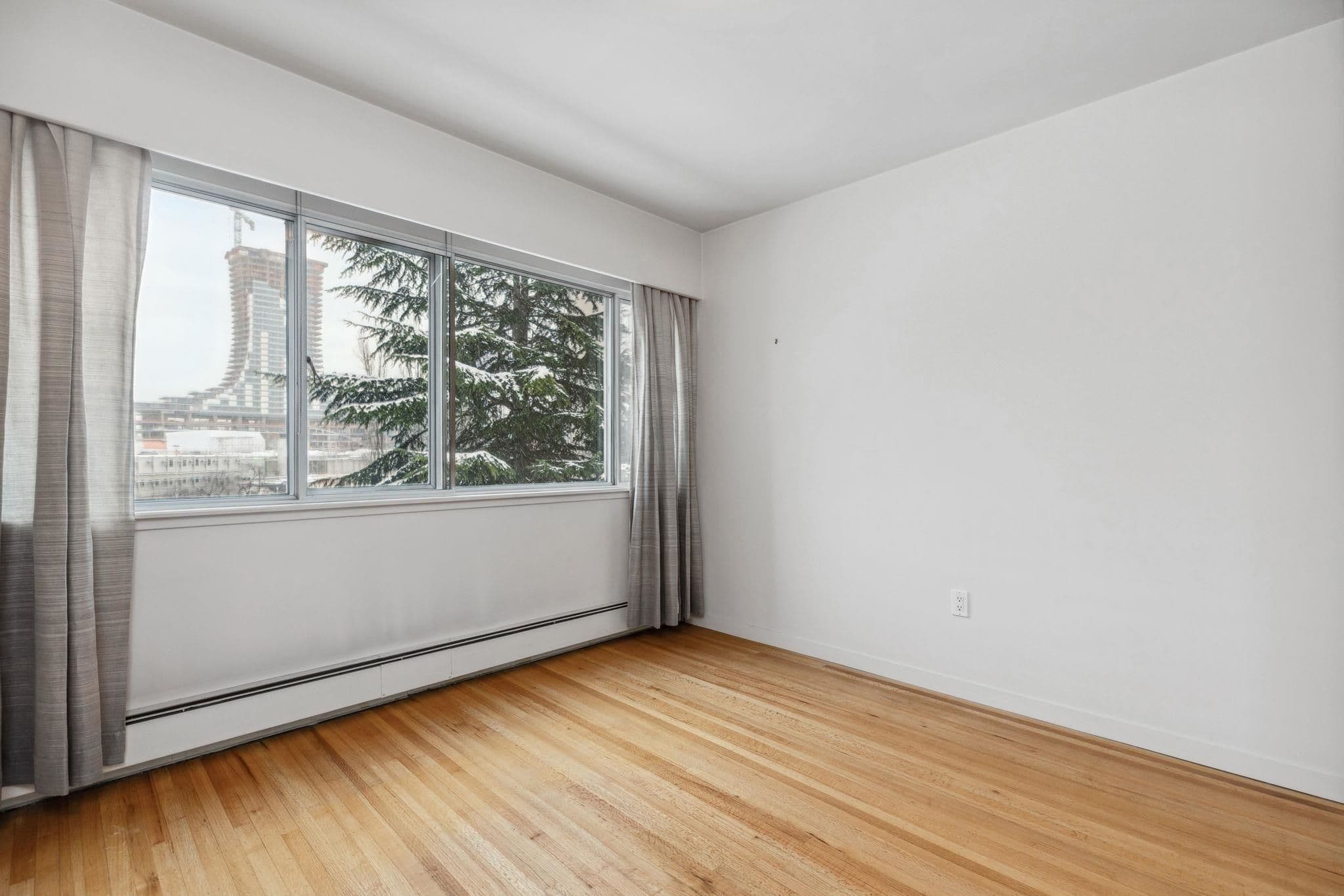 Property photo f7e5f5ea-78bb-41ff-9de3-6f414021d836