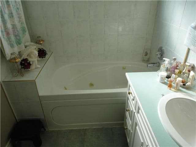 Property photo c5042b70-88ff-44d9-a715-096709a5df16