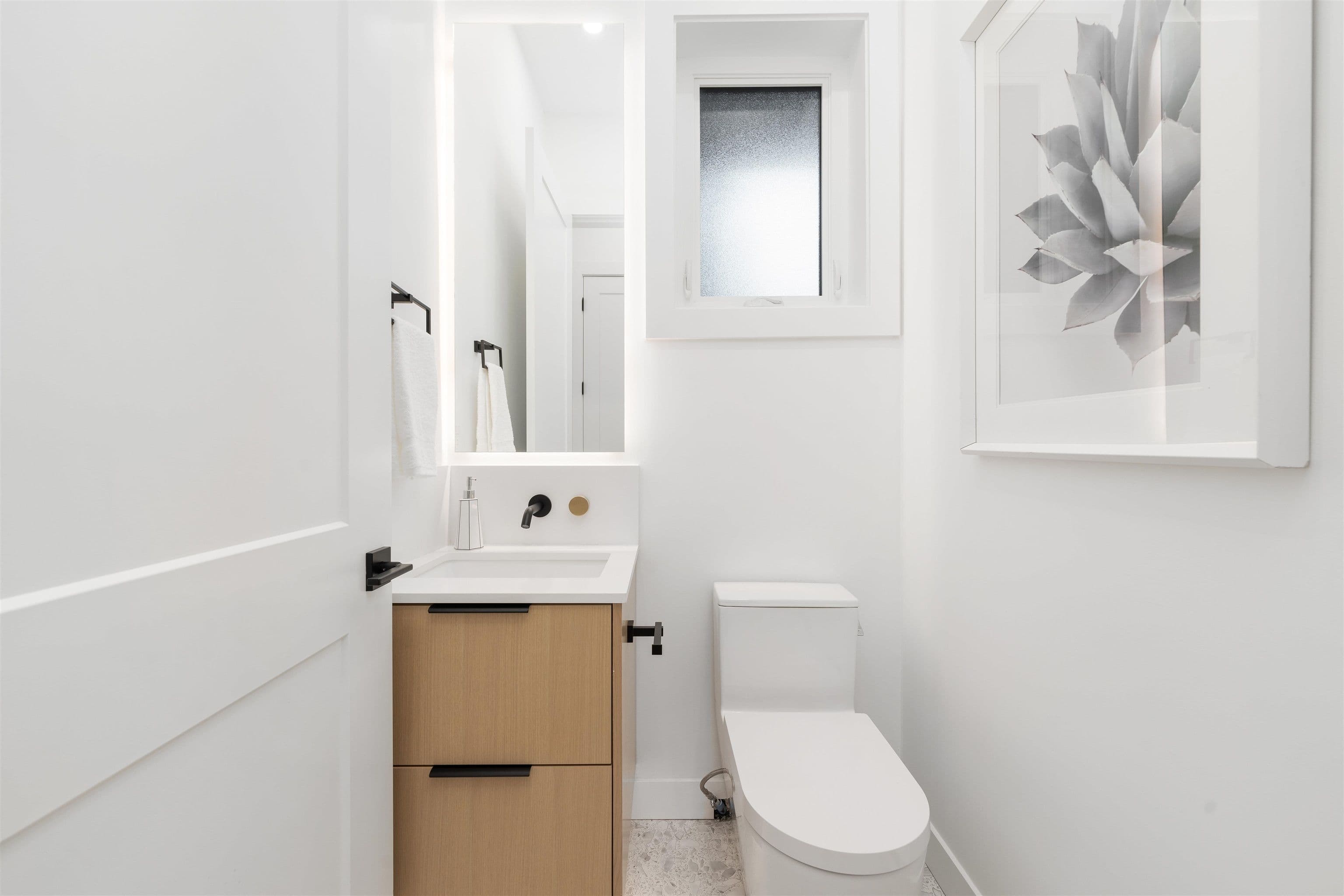 Property photo 43d6eb4f-52f5-4cf2-b259-f2f0648547ae